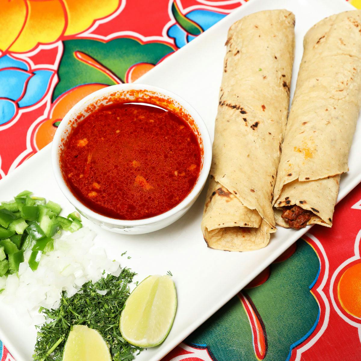 Tacos de Barbacoa Kit - 16 Pack by Guelaguetza - Alternate image 2