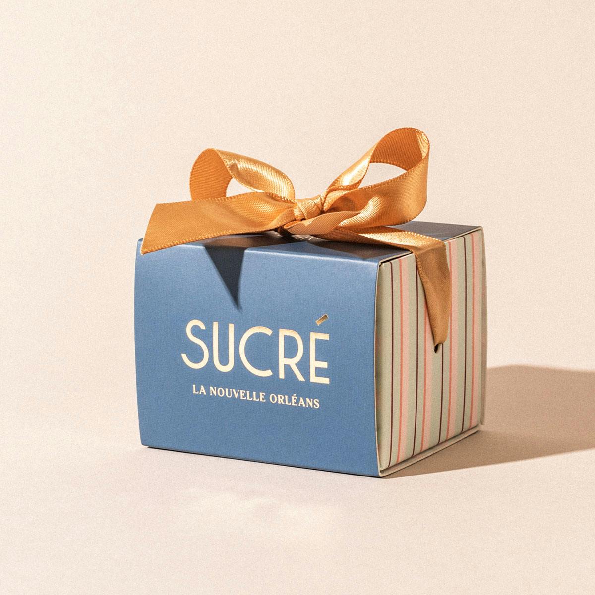 Macaron Favor Boxes - 20 Pieces by Sucré - Alternate image 2