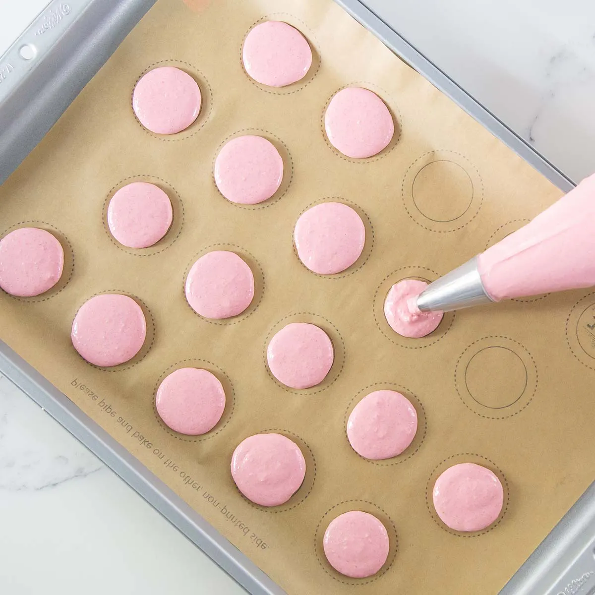 Red Velvet NYC - French Raspberry Macarons DIY Baking Kit