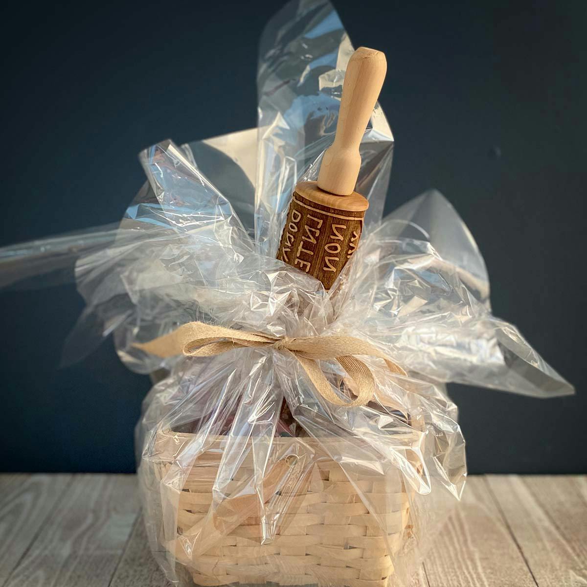 "Roman Curse" Ancient Gingerbread Tablet Gift Basket by Pistrinum by Tavola Mediterranea - Alternate image 3