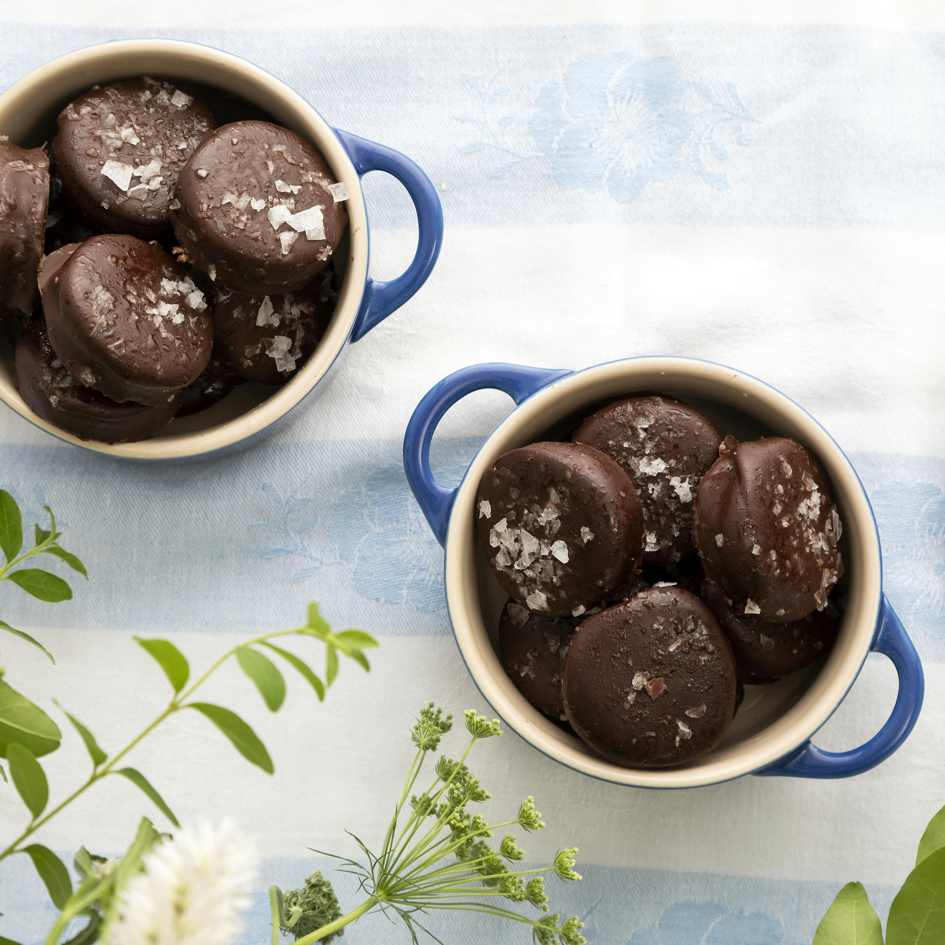 Cake Bites - 20 Pack by Caroline's Cakes - Alternate image 5