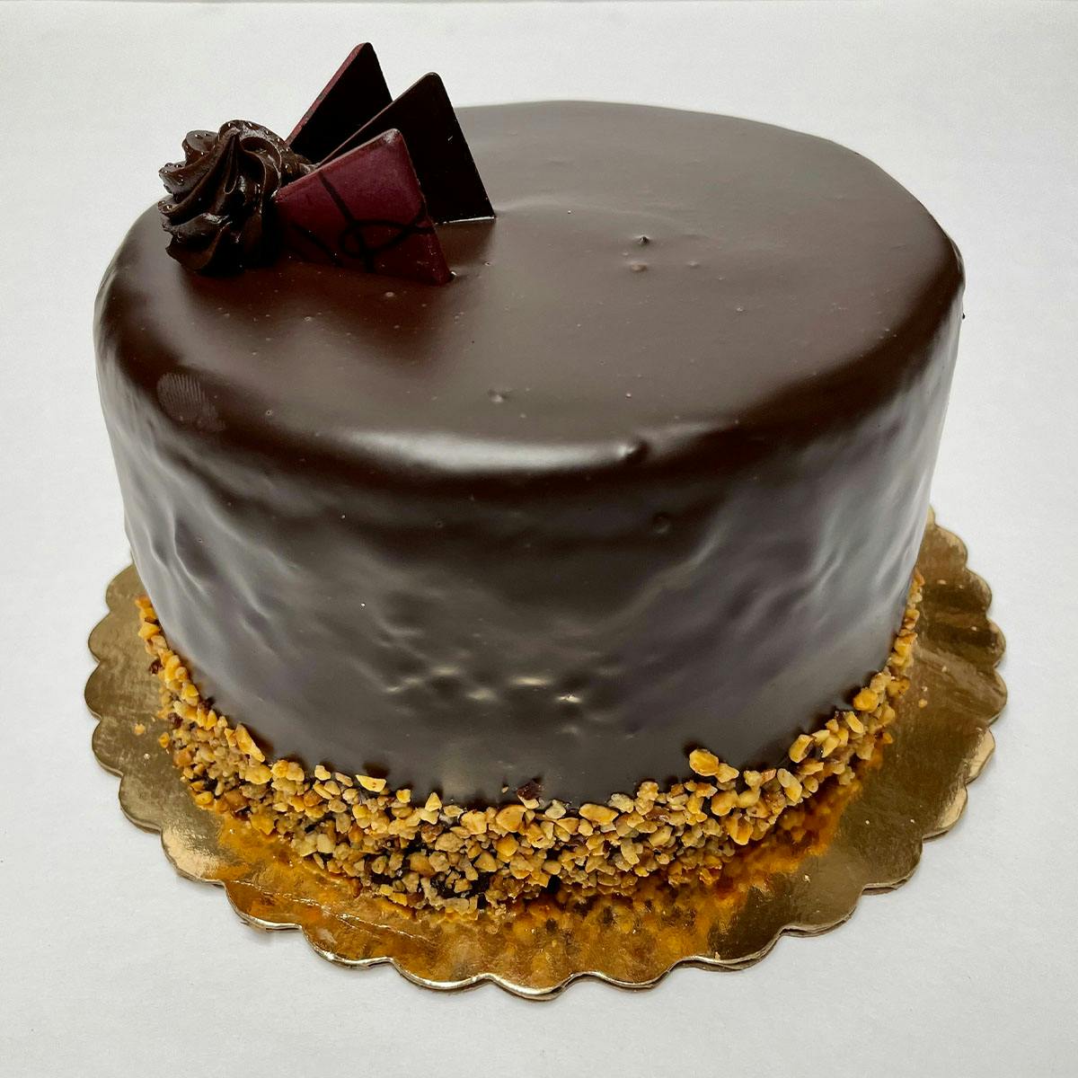 1,000+ Truffle Cake Stock Photos, Pictures & Royalty-Free Images - iStock | Chocolate  truffle cake