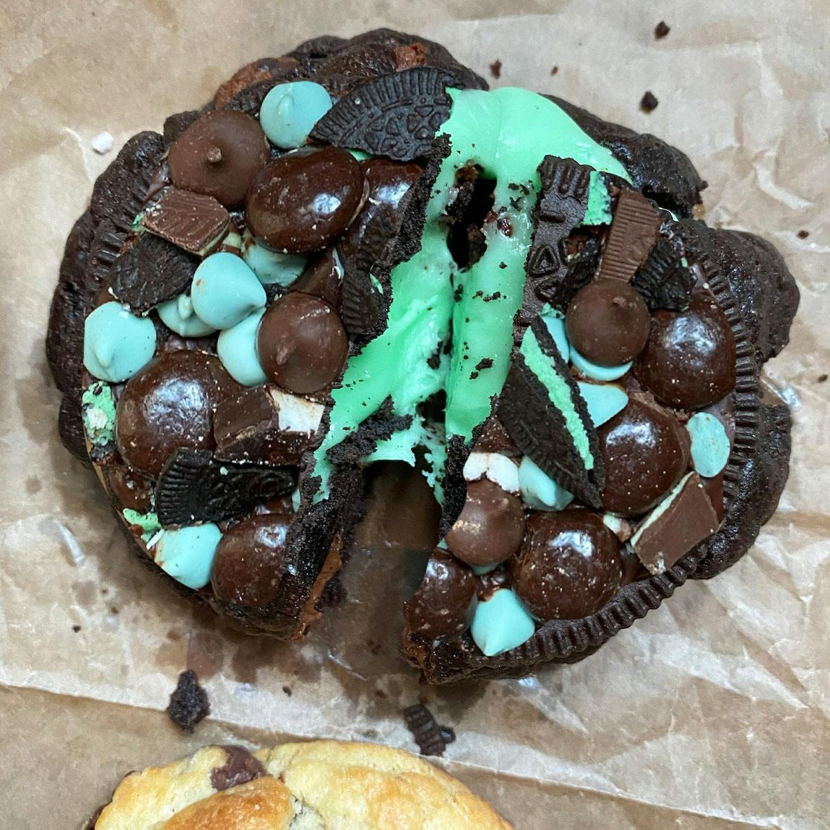 Mint Madness GIANT Cookies Pack by Big Fat Cookie - Alternate image 3