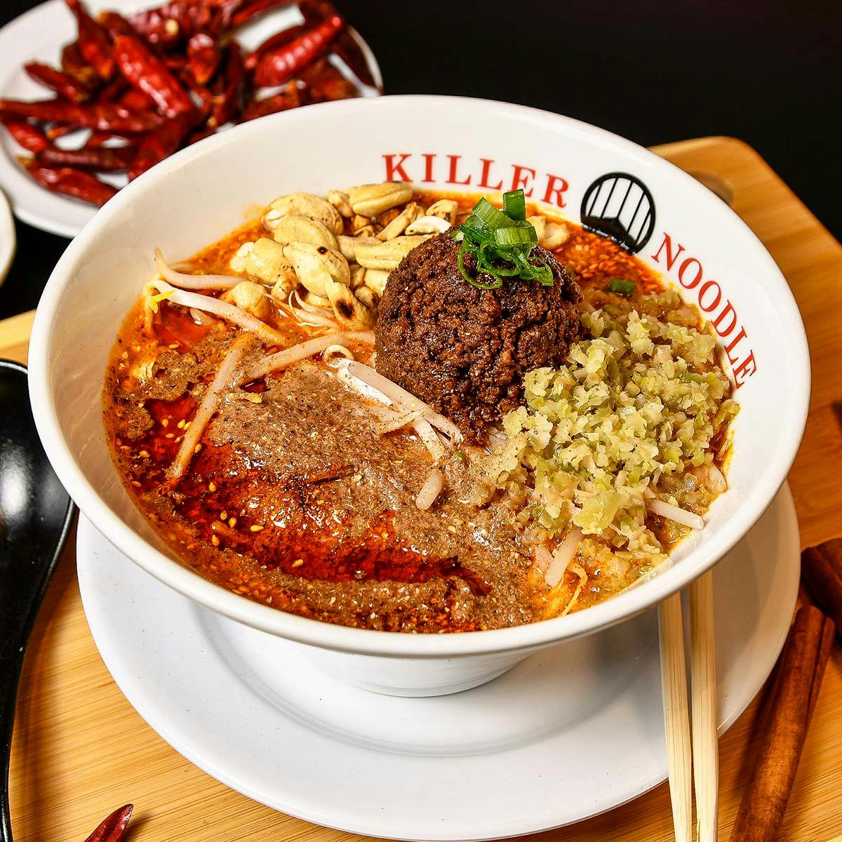 https://goldbelly.imgix.net/uploads/showcase_media_asset/image/161688/Killer-Noodle-The-Tokyo-4.jpg?ixlib=rails-3.0.2