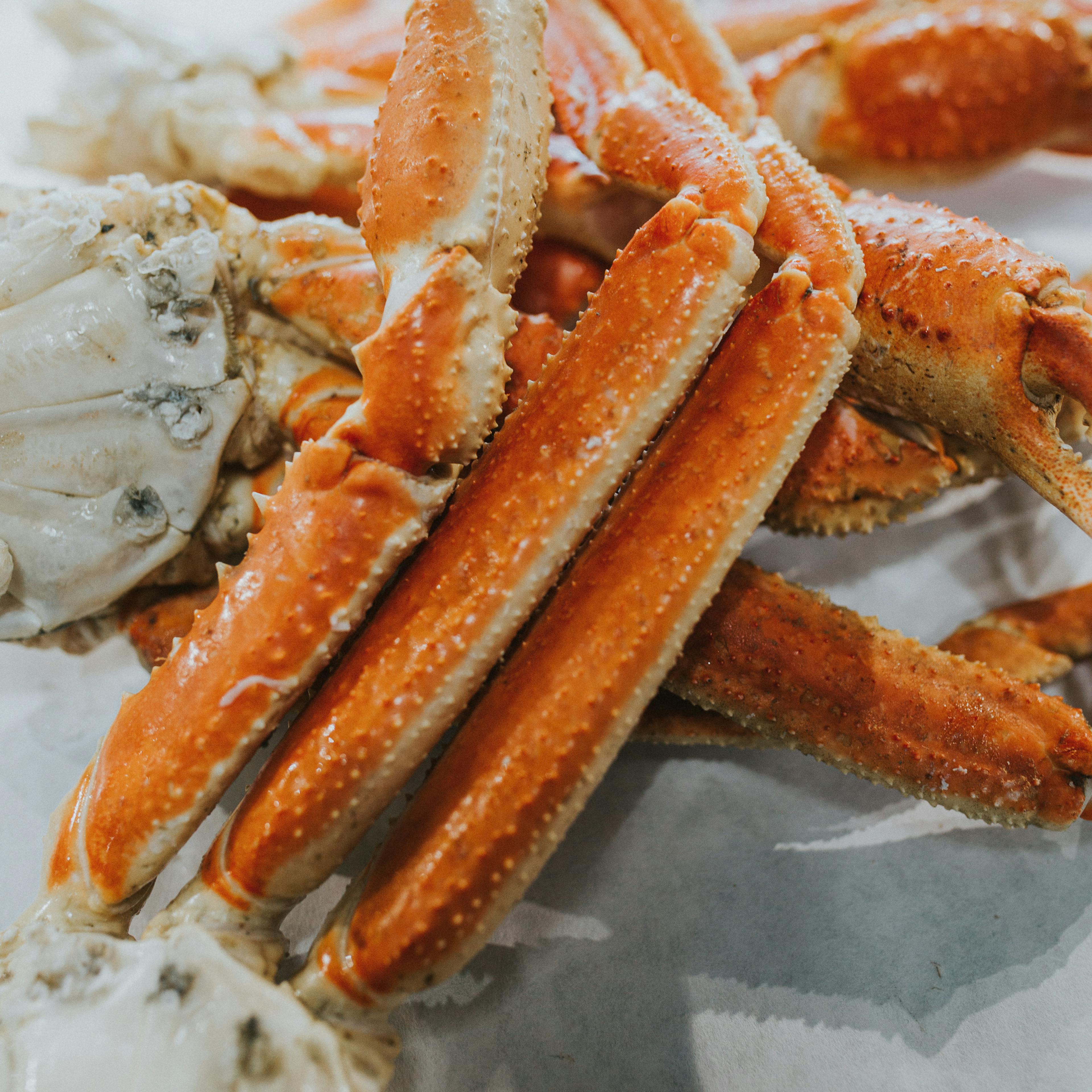 Bairdi Snow Crab - Cooked, Alaska, Wild by Pike Place Fish Market - Alternate image 2