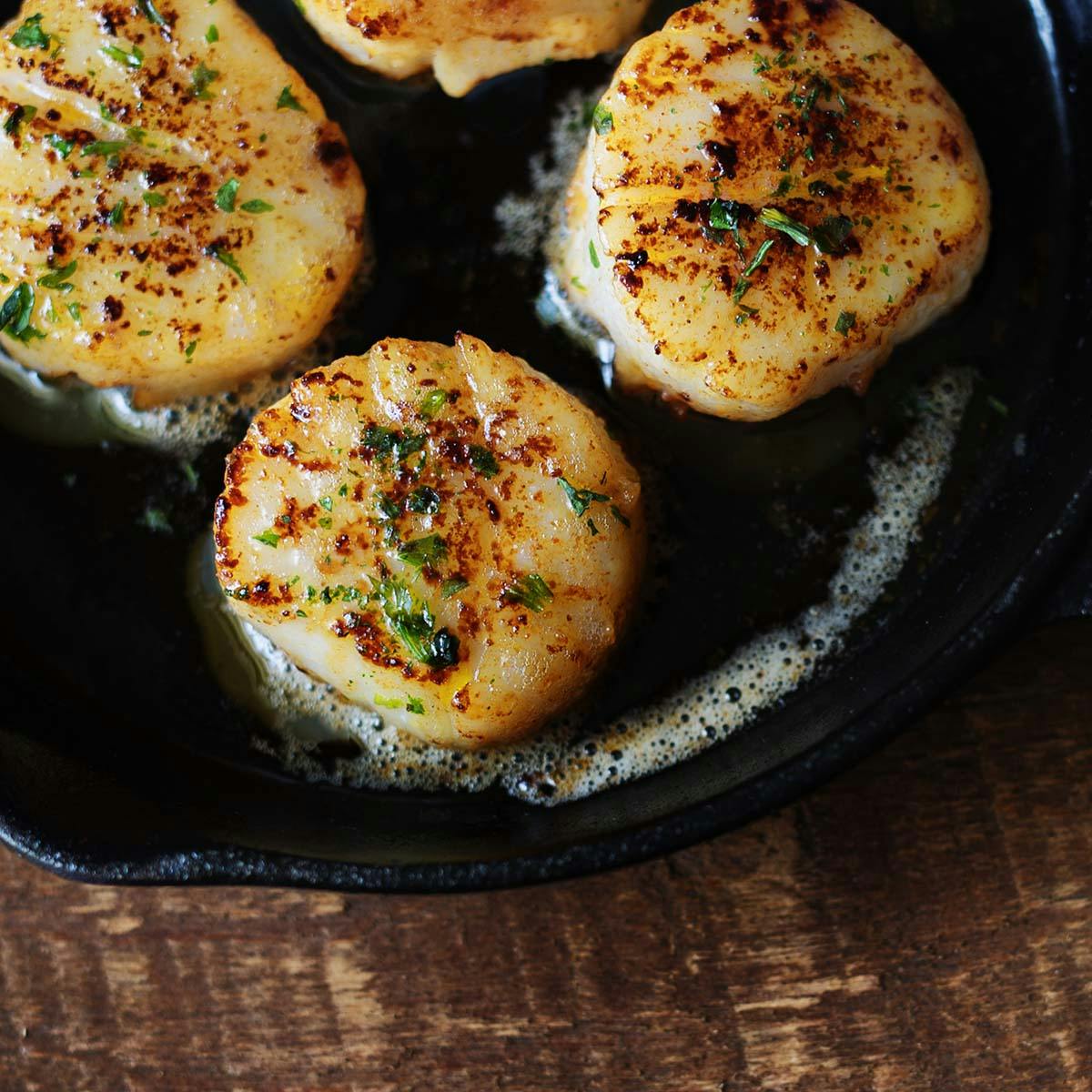 Scallops - Alaska, Weathervane, Wild, 1.25 lbs by Pike Place Fish Market - Alternate image 2