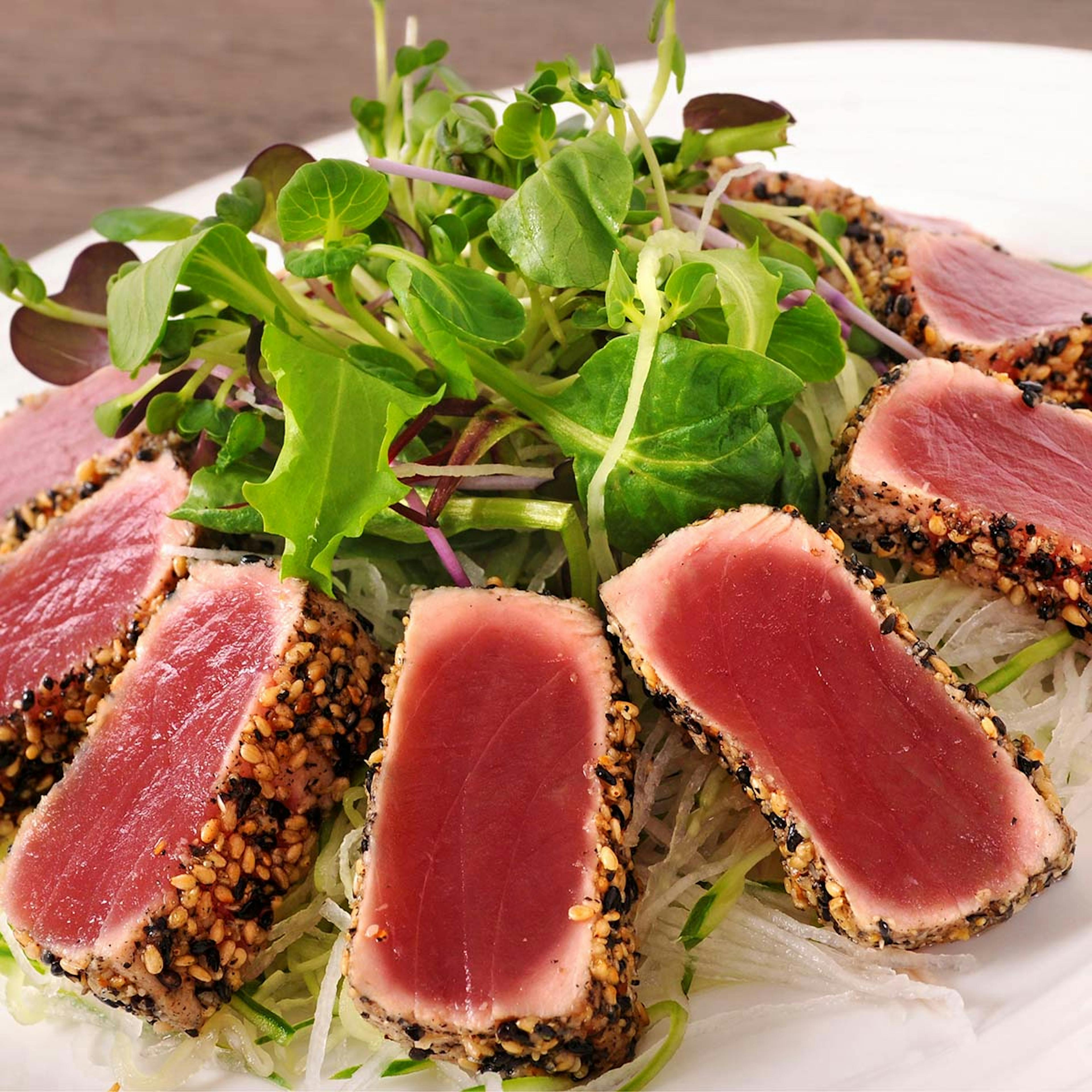 Tuna (Ahi) - Yellowfin, Hawaii, Wild, 1 lb by Pike Place Fish Market - Alternate image 3