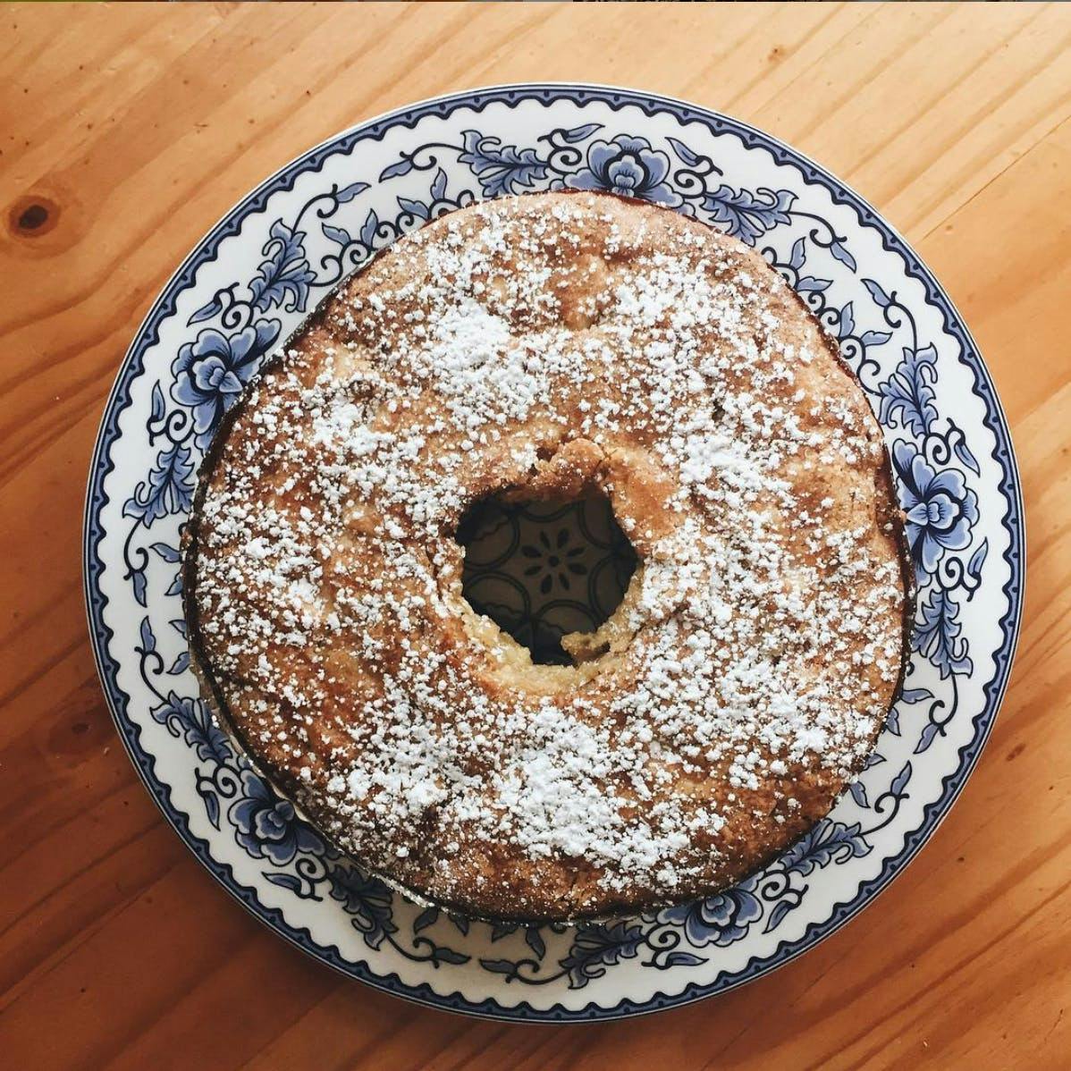 Shabbat Apple Cake + Challah + Tote Bag by Essen Bakery - Alternate image 1