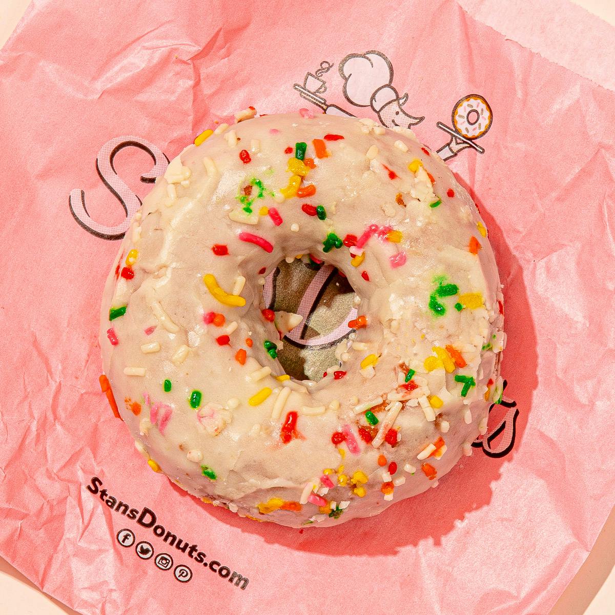 Bitten Strawberry Icing Donut with Sprinkles Straw Charm; Straw Acce –  Tangerine Daisy, LLC