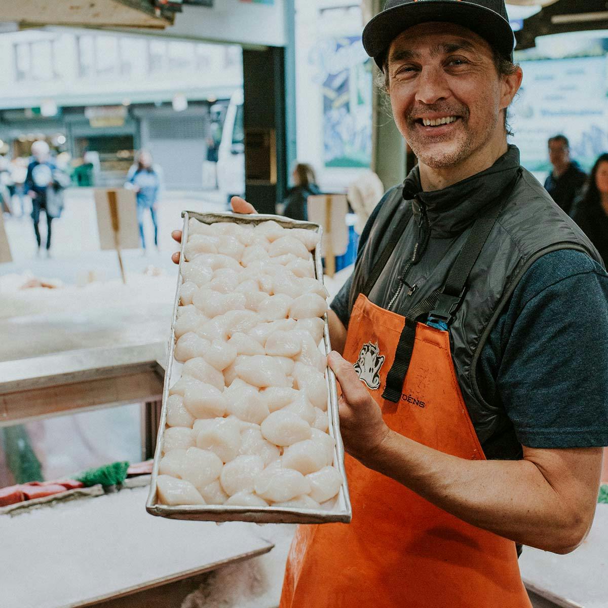 Scallops - Alaska, Weathervane, Wild, 1.25 lbs by Pike Place Fish Market