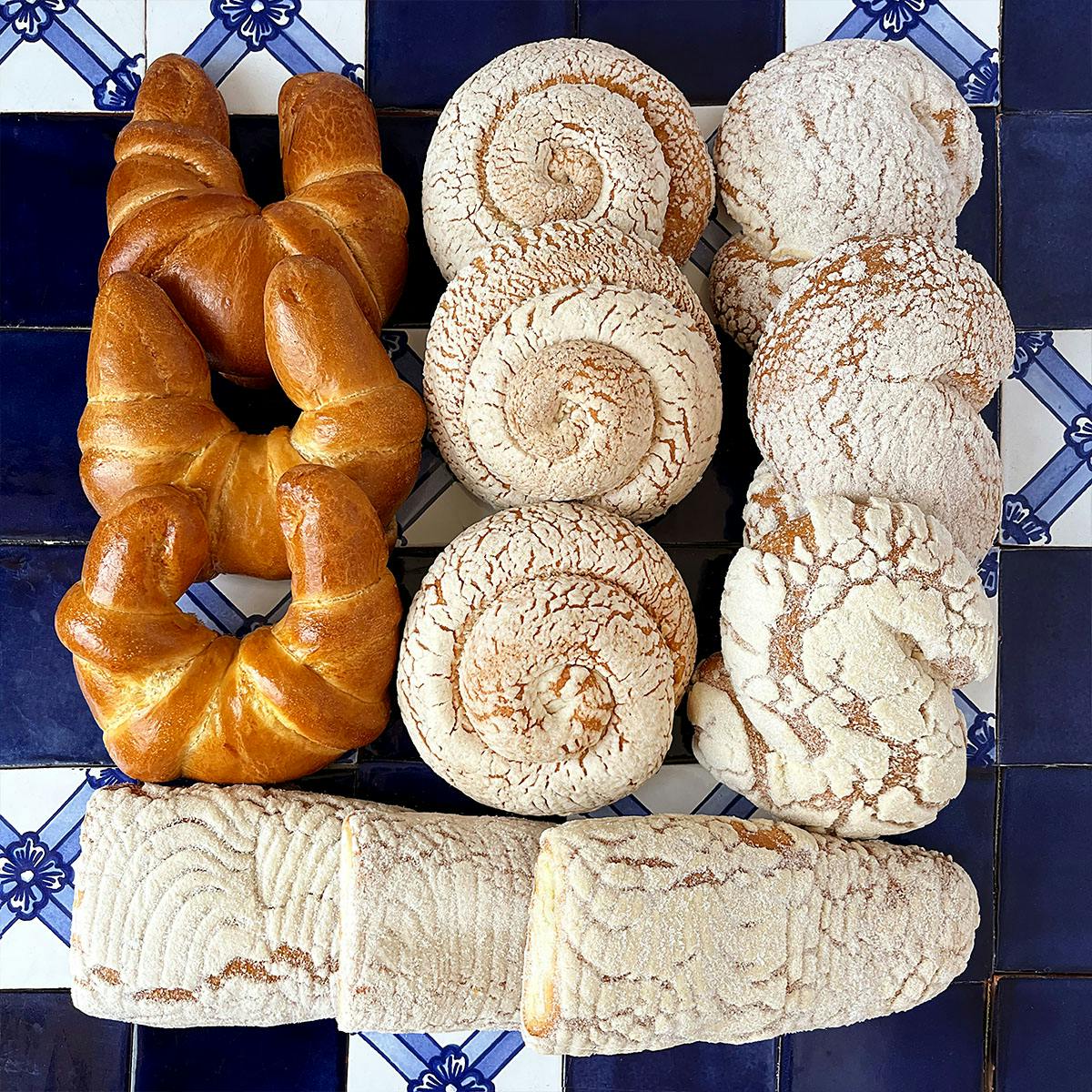 Challah Pan Bread – Grand Bakery