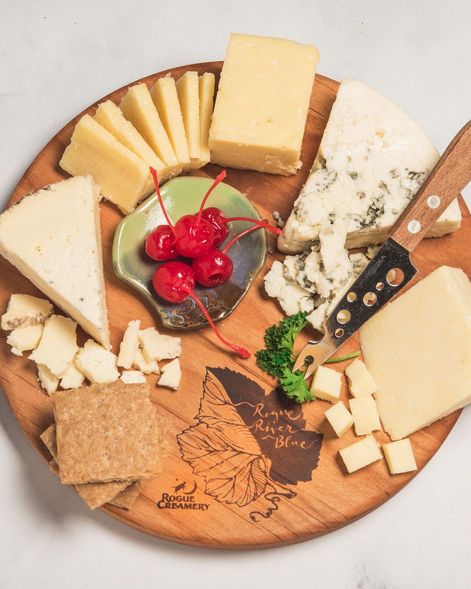 The Perfect Cheeseboard – Rogue Creamery