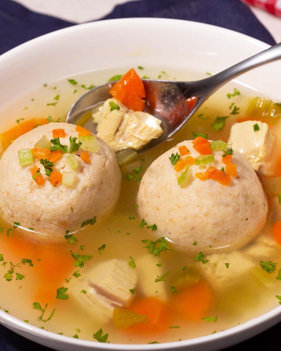 Matzo Ball Soup for 4 by Brent’s Deli | Goldbelly