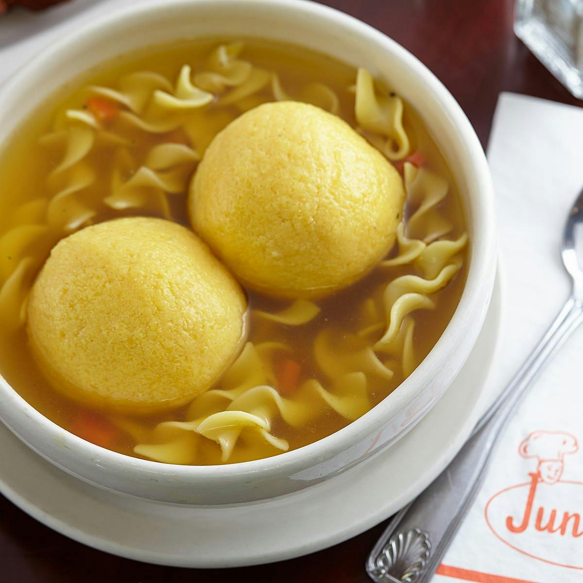 Matzo Ball Soup for 4 by Brent’s Deli | Goldbelly