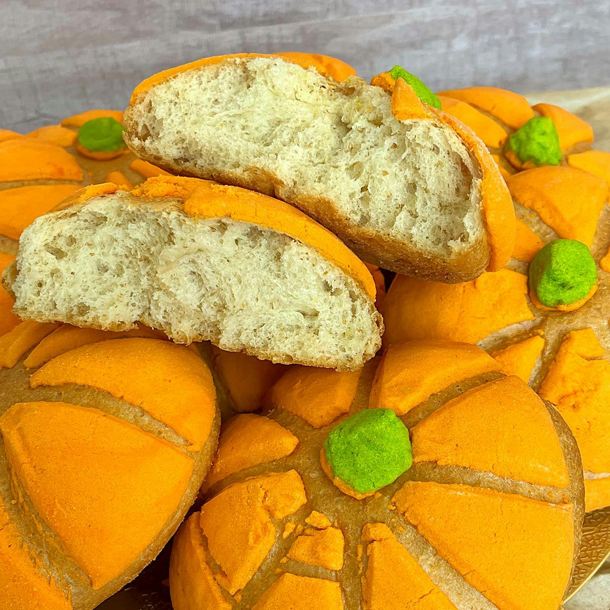 Pumpkin "Concha" Sweet Bread - 12 Pack by El Bolillo Bakery - Alternate image 2
