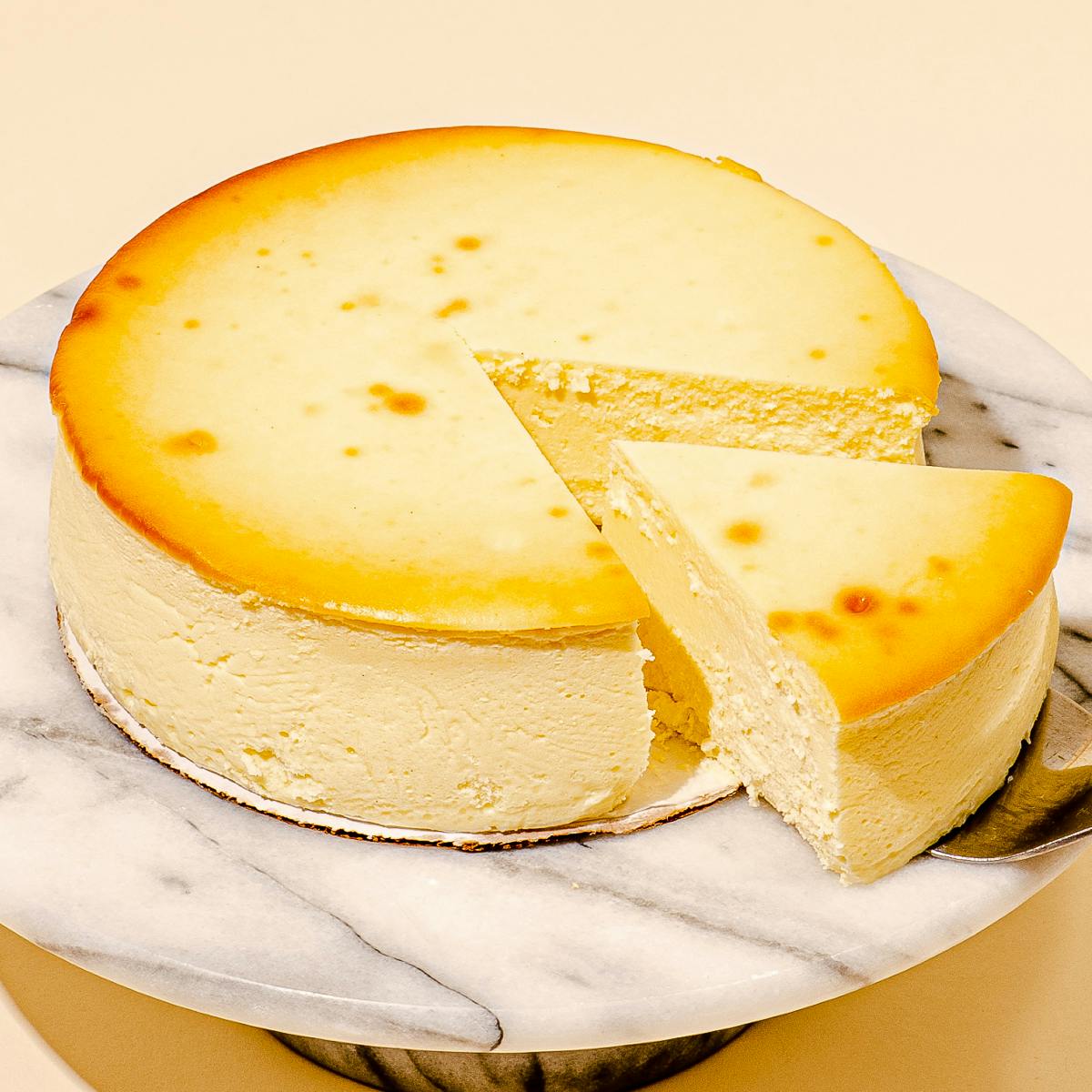 6" Cheesecake + Cannoli Kit (6 Pack) Combo by Veniero's - Alternate image 2