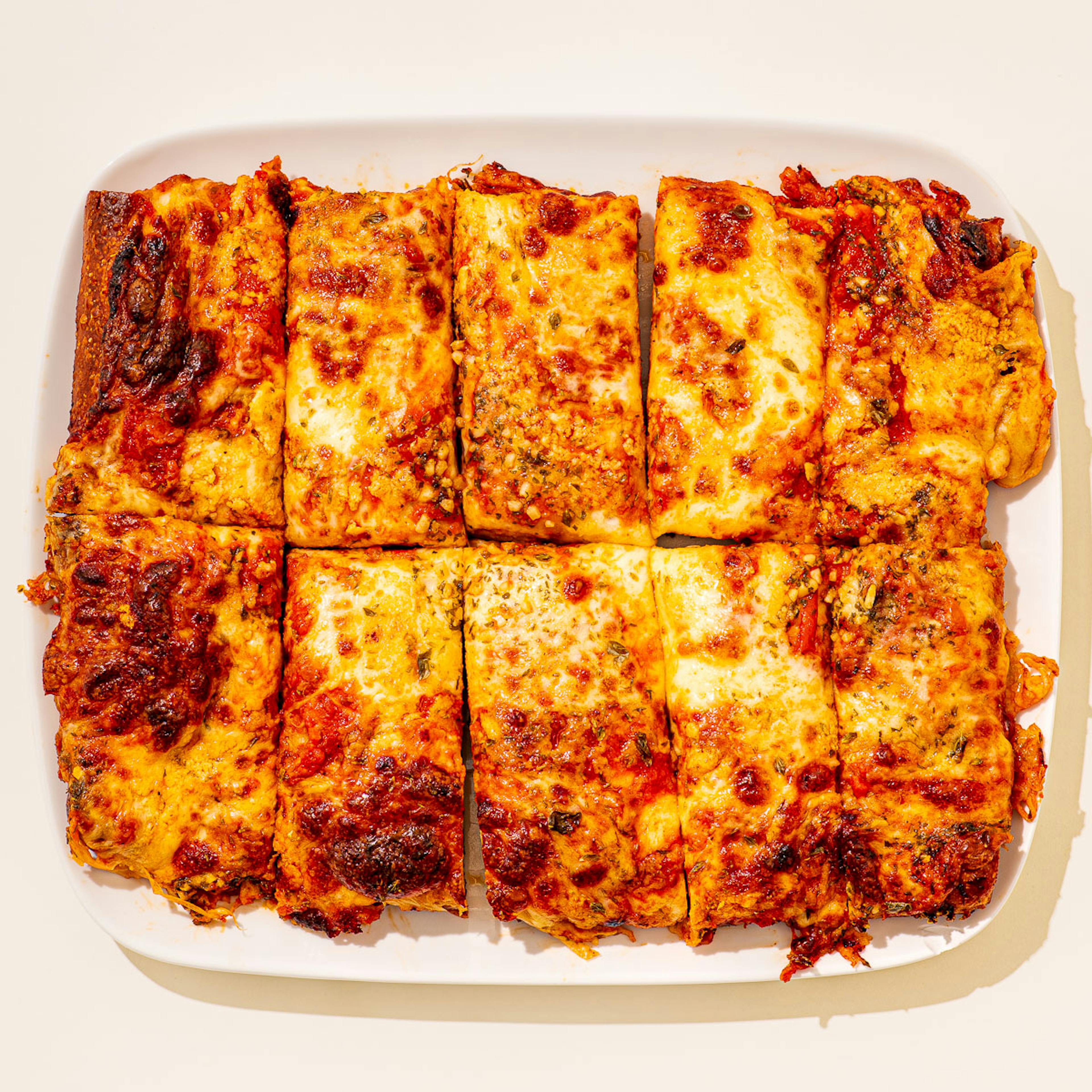 Garlic Butter Sicilian-Style Pizza - 4 Pack by Chef Christian Petroni - Alternate image 7