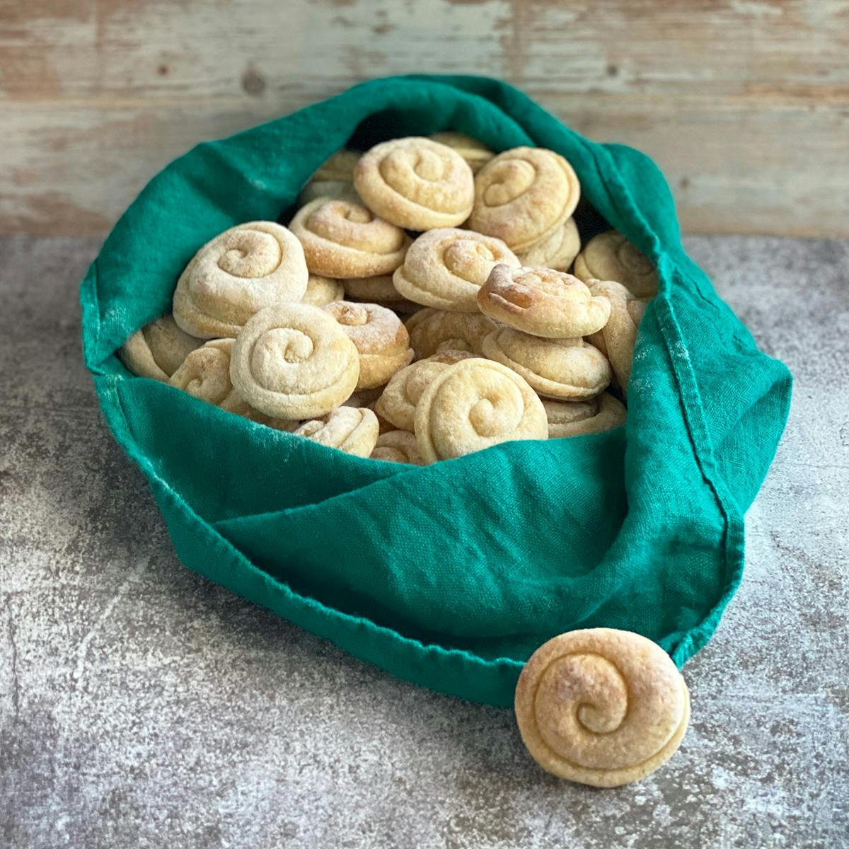 "Lomentum" Chickpea Bites - 50 Pack by Pistrinum by Tavola Mediterranea