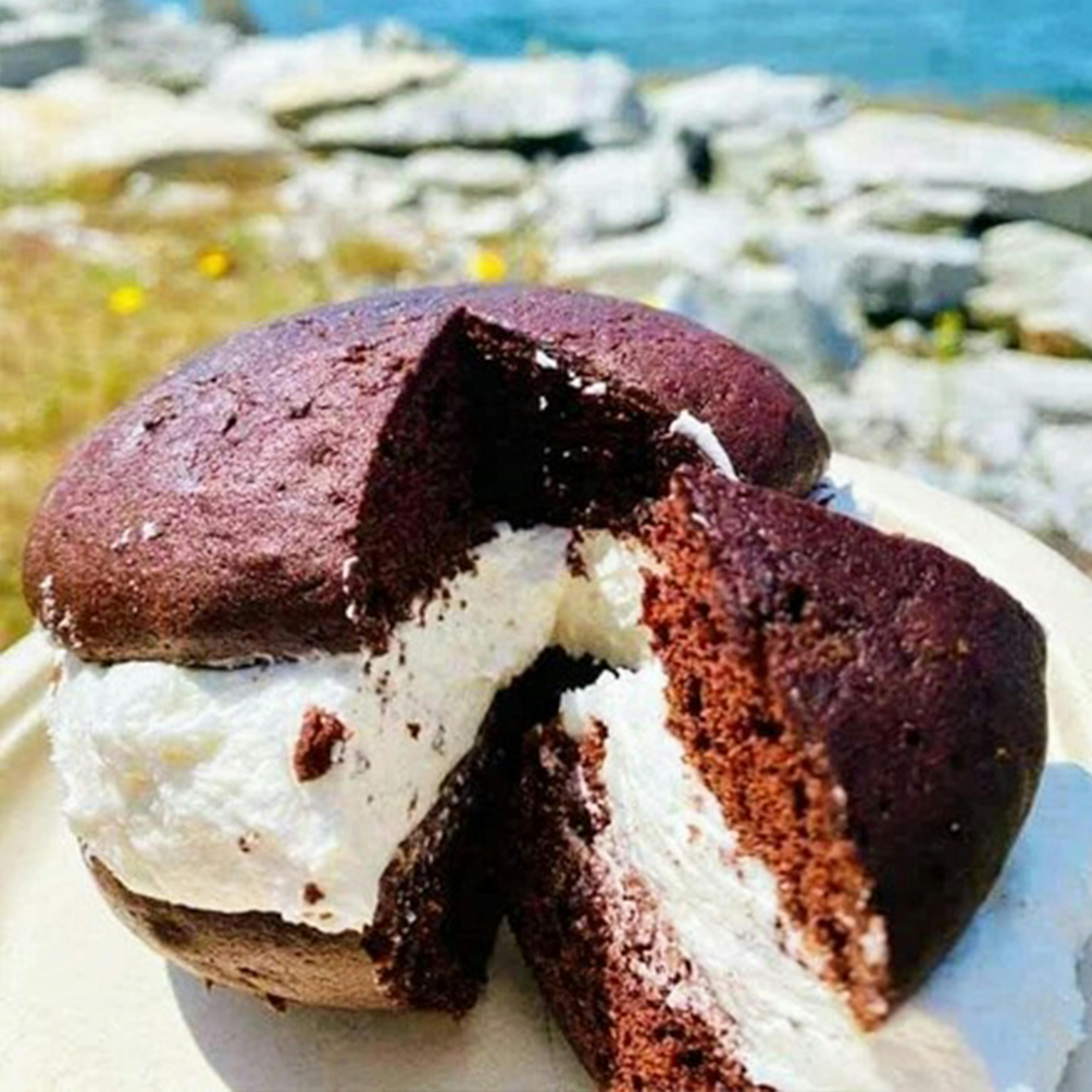 Maine Lobster Roll Kit + Jumbo Whoopie Pies by McLoons Lobster Shack - Alternate image 1