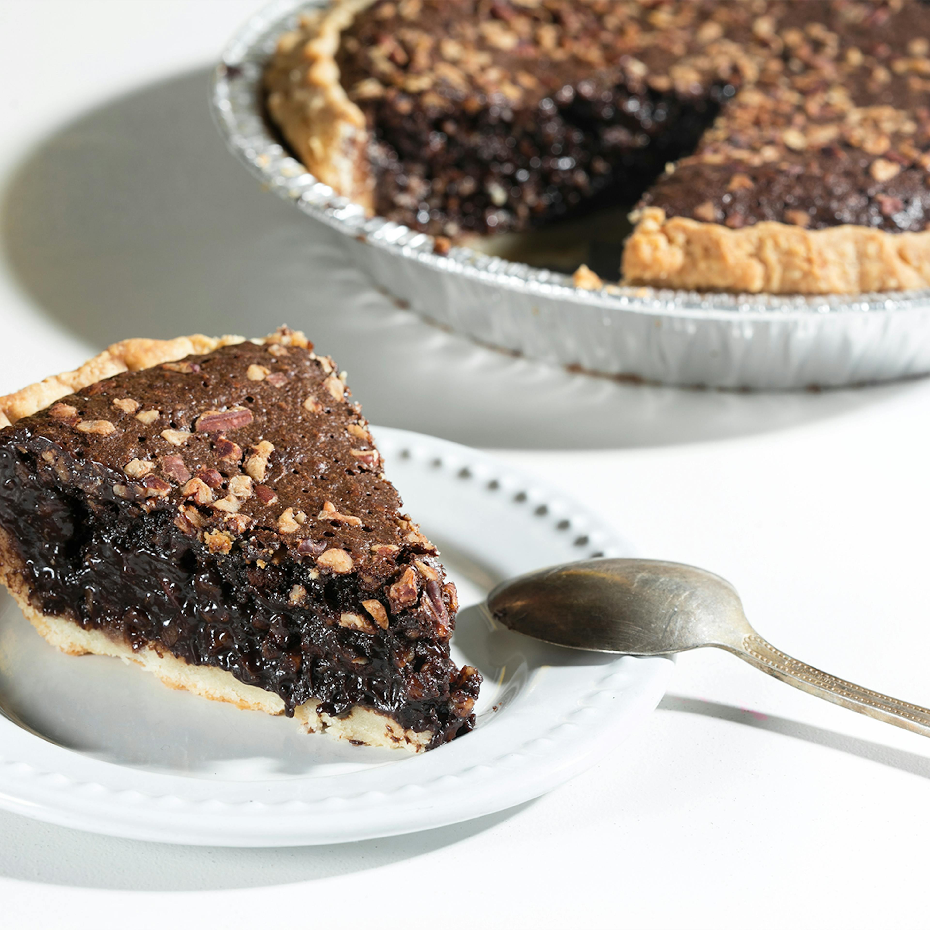 Mexican Chocolate Pecan Pie by La Newyorkina
