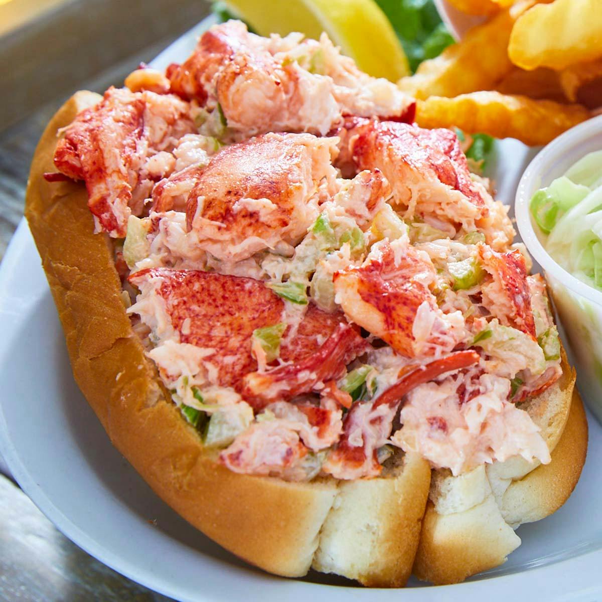 Gluten-Free Classic Lobster Roll Kit - 4 Pack by LUNCH Lobster Roll - Alternate image 1