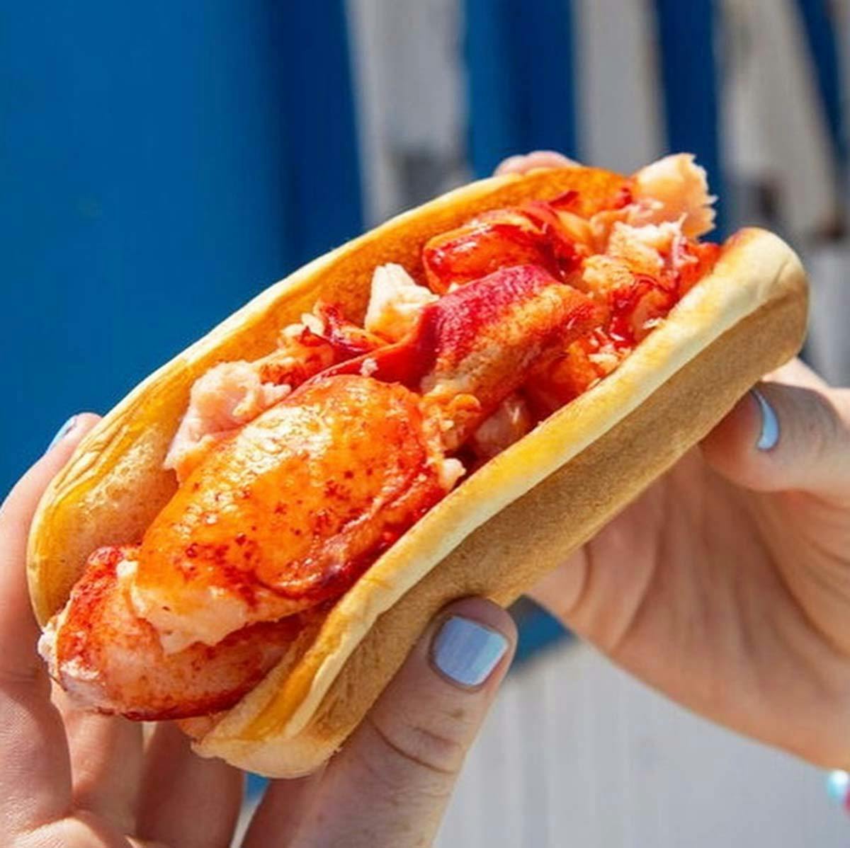 Gluten-Free Lobster Roll Combo Kit - 8 Pack by LUNCH Lobster Roll - Alternate image 3