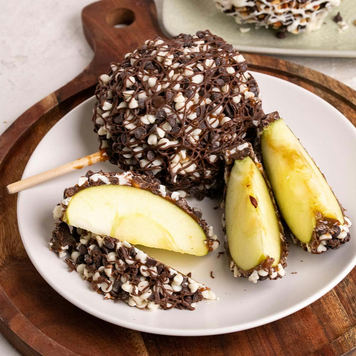 Chocolate Lover's Caramel Apples - 6 Pack by Melissa's Produce