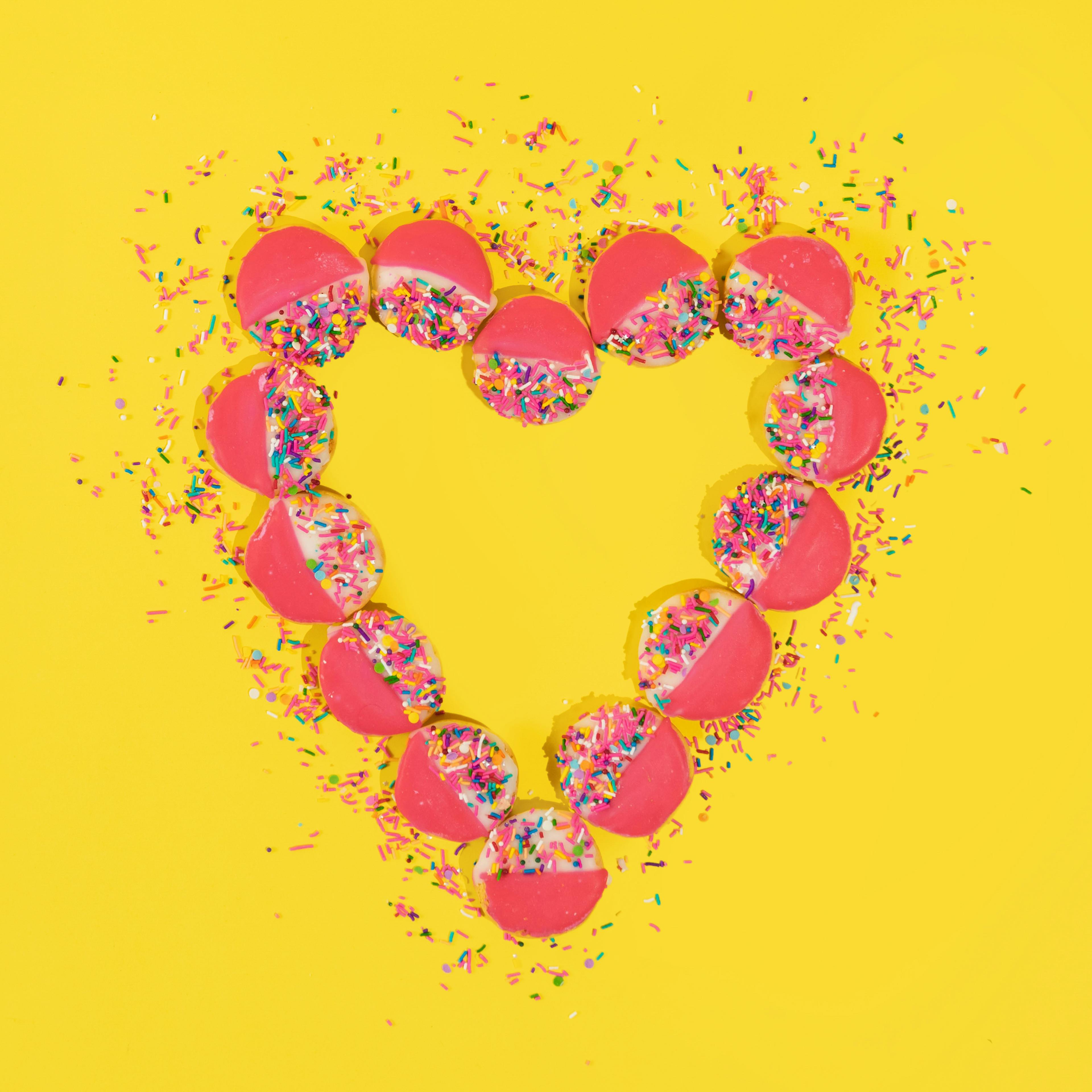 Mini Pink & White Valentine's Day Cookie Gift Tin by Jake Cohen - Alternate image 6