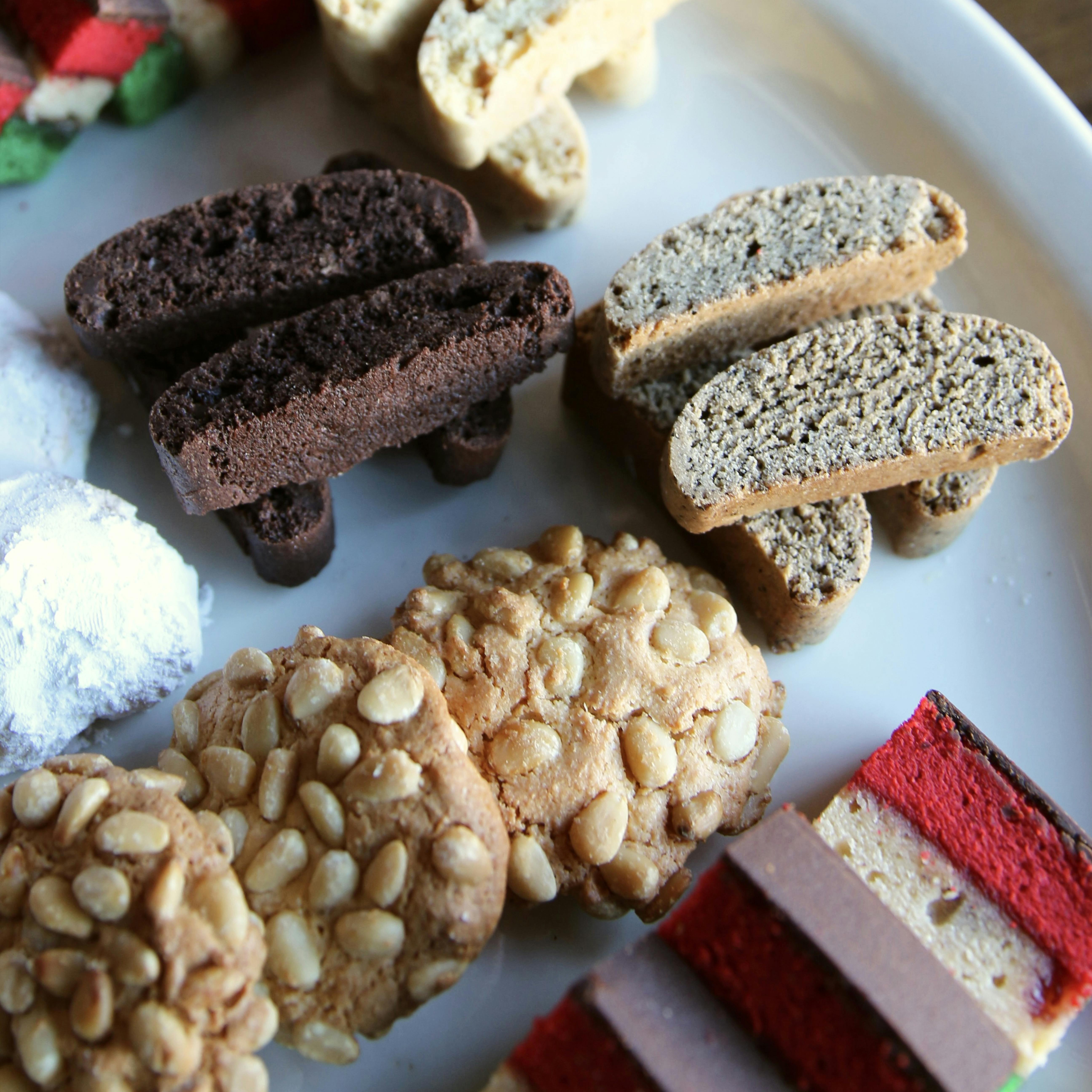 Italian Cookie Box by Scopa Italian Roots - Alternate image 2