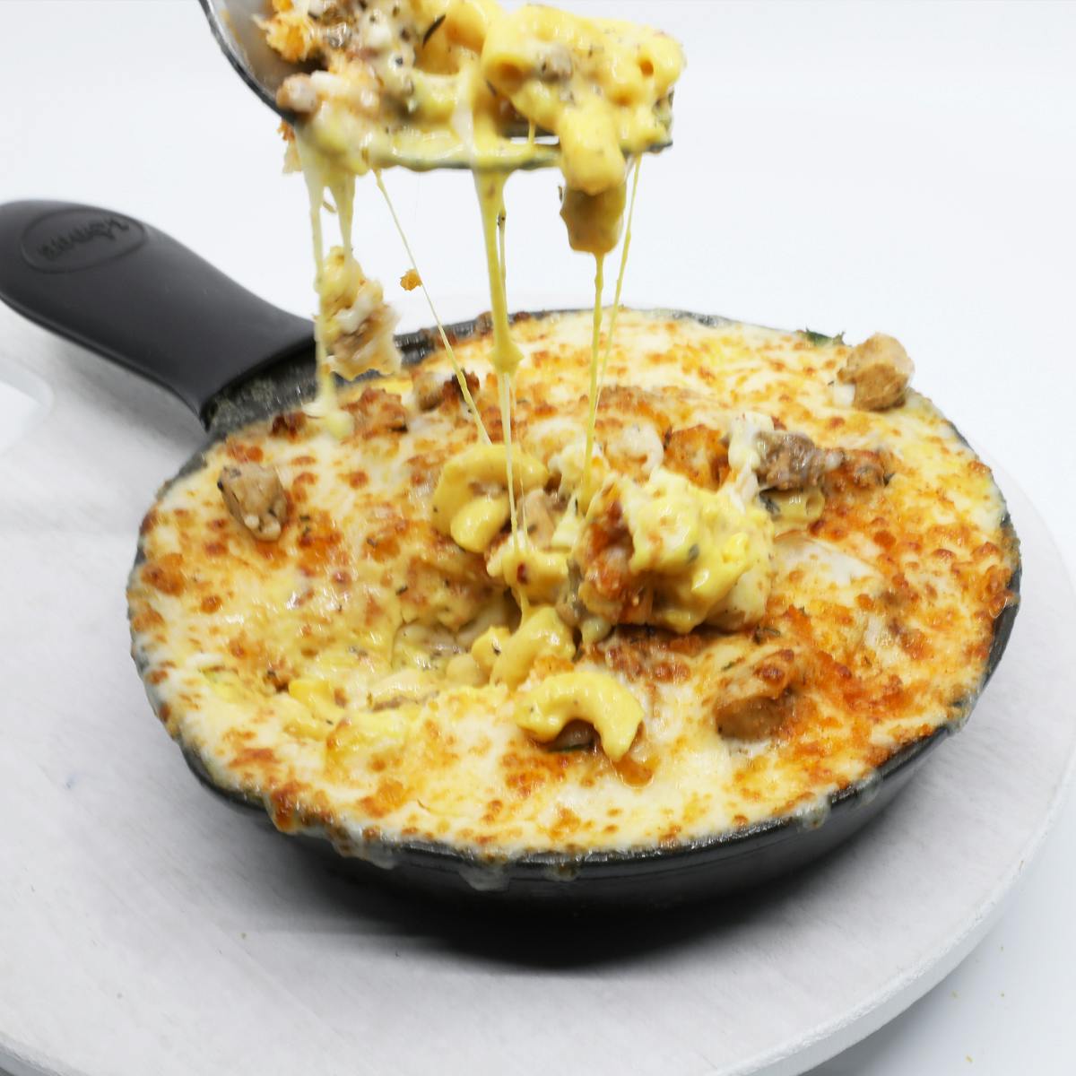 Signature Mac & Cheese + Lemonade Sampler for 10-12 by World Famous House of Mac - Alternate image 4