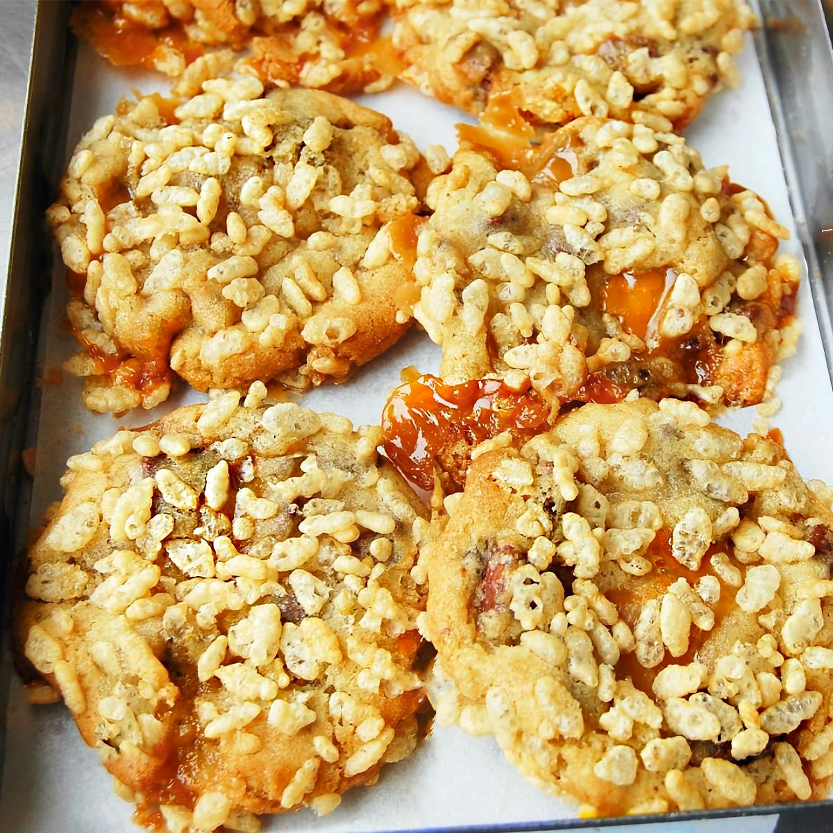 St Patrick's Day Cookie Box - 12 Pack by Cookie Good - Alternate image 9