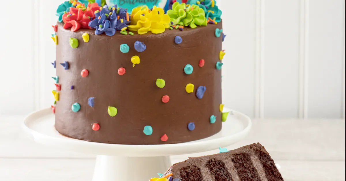 A closer look at Chocolate Worsted Celebration Cake Designs