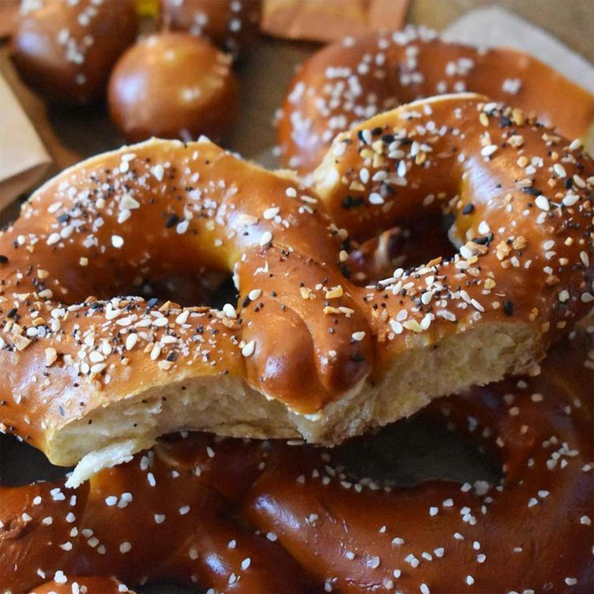 "The Everything" Philly-Style Soft Pretzels + Mustard - 24 Pack by Shappy Pretzel Co. - Alternate image 2