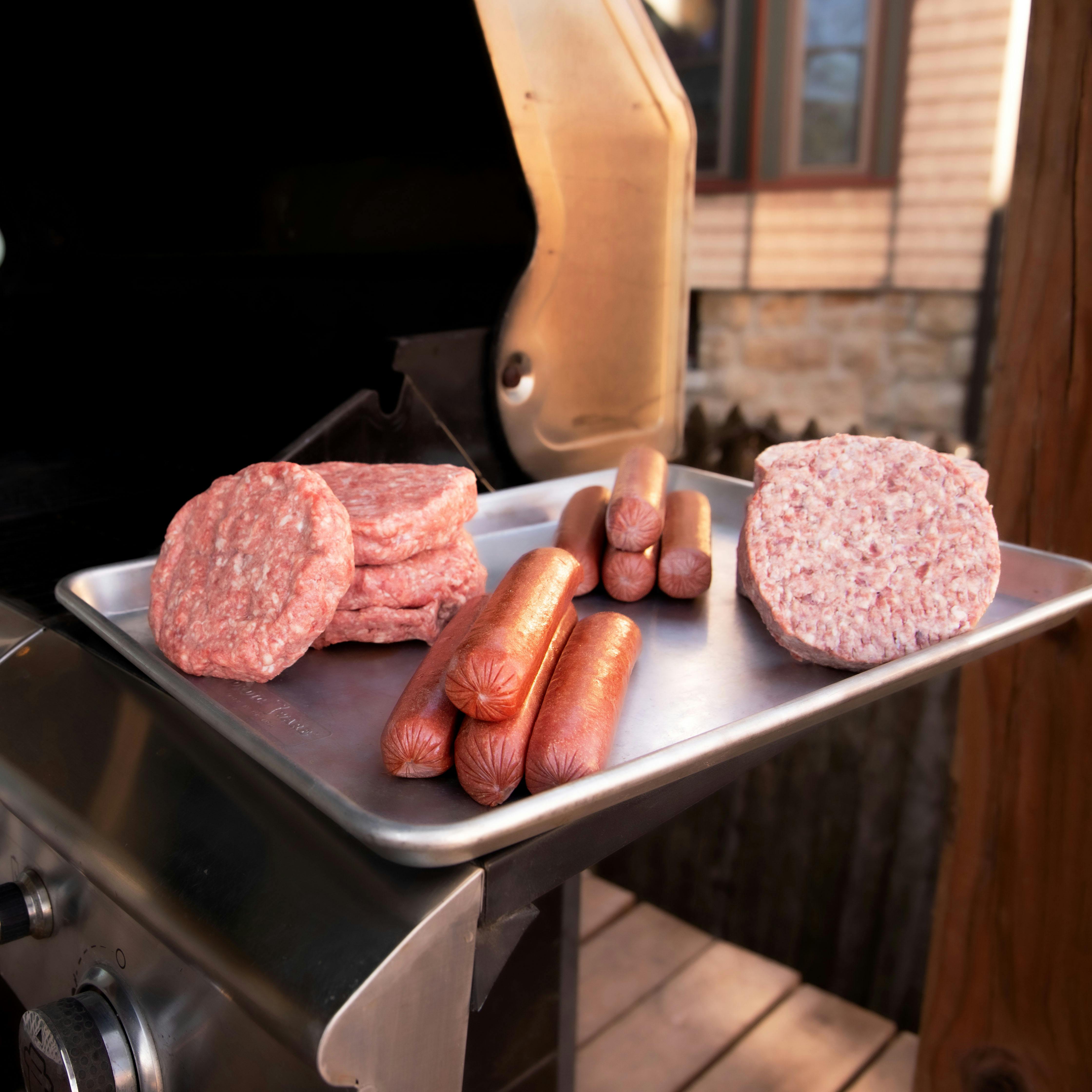 Wagyu Burger + Hot Dog Grill Kit by Holy Grail Steak Co. - Alternate image 2