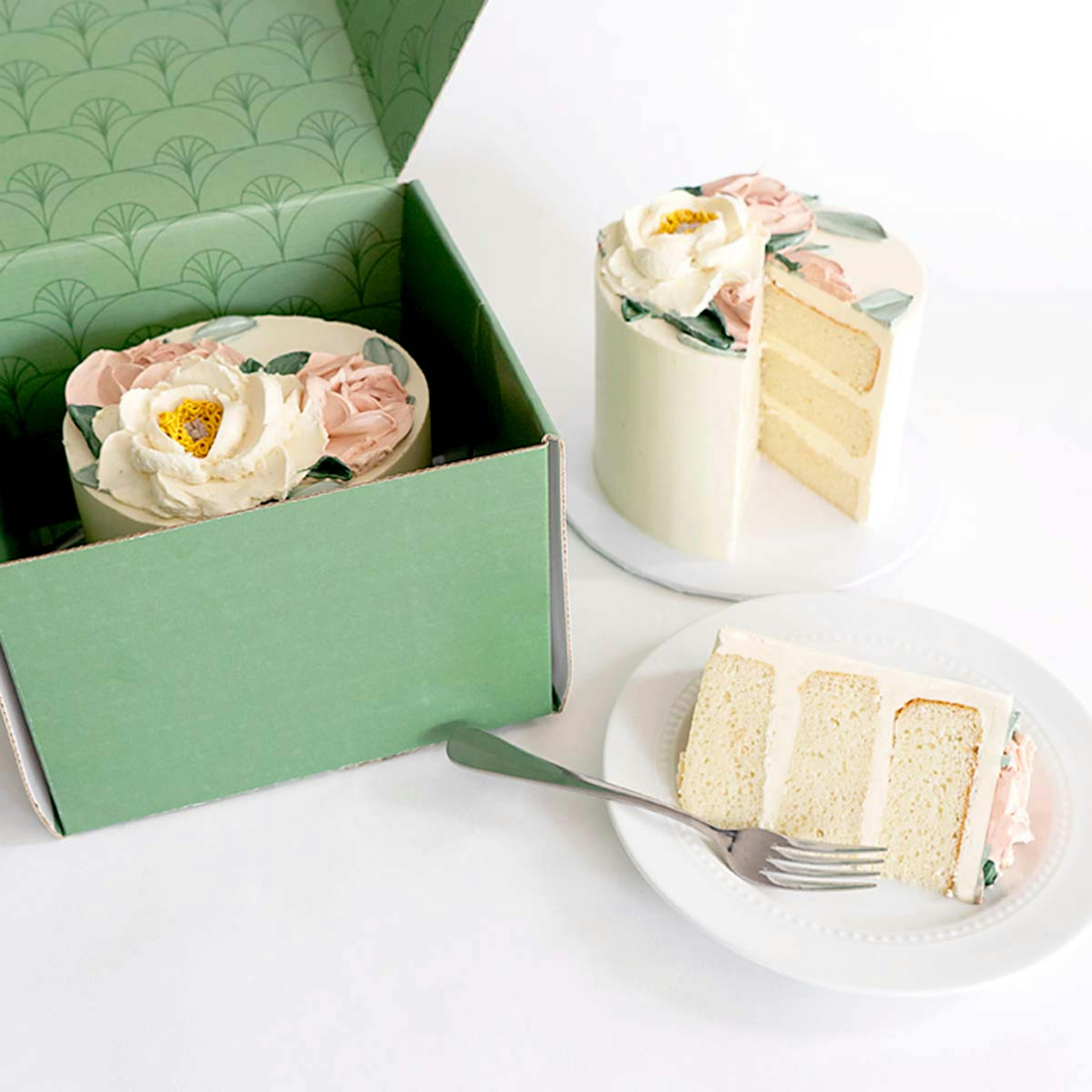 Floral Decorated Vanilla Cake by Miri Nadler Cakes - Alternate image 4