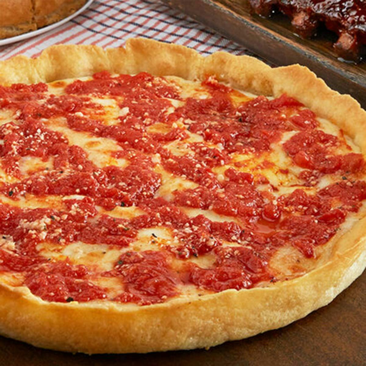 Deep dish: More than 100 years of Chicago pizza history