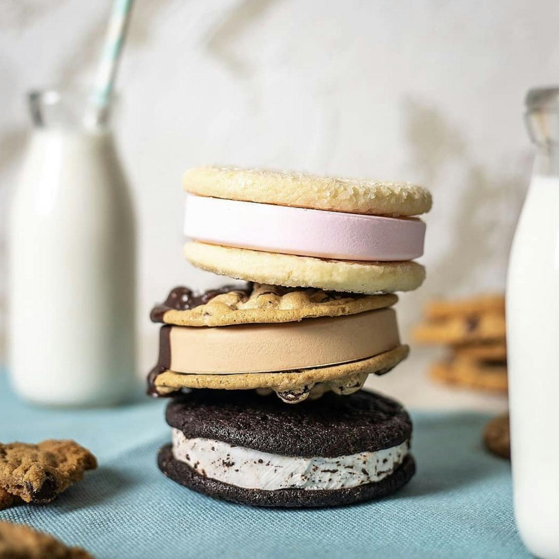 4 Pint Ice Cream + 6 Cream'wich Combo by Cream'wich - Alternate image 3