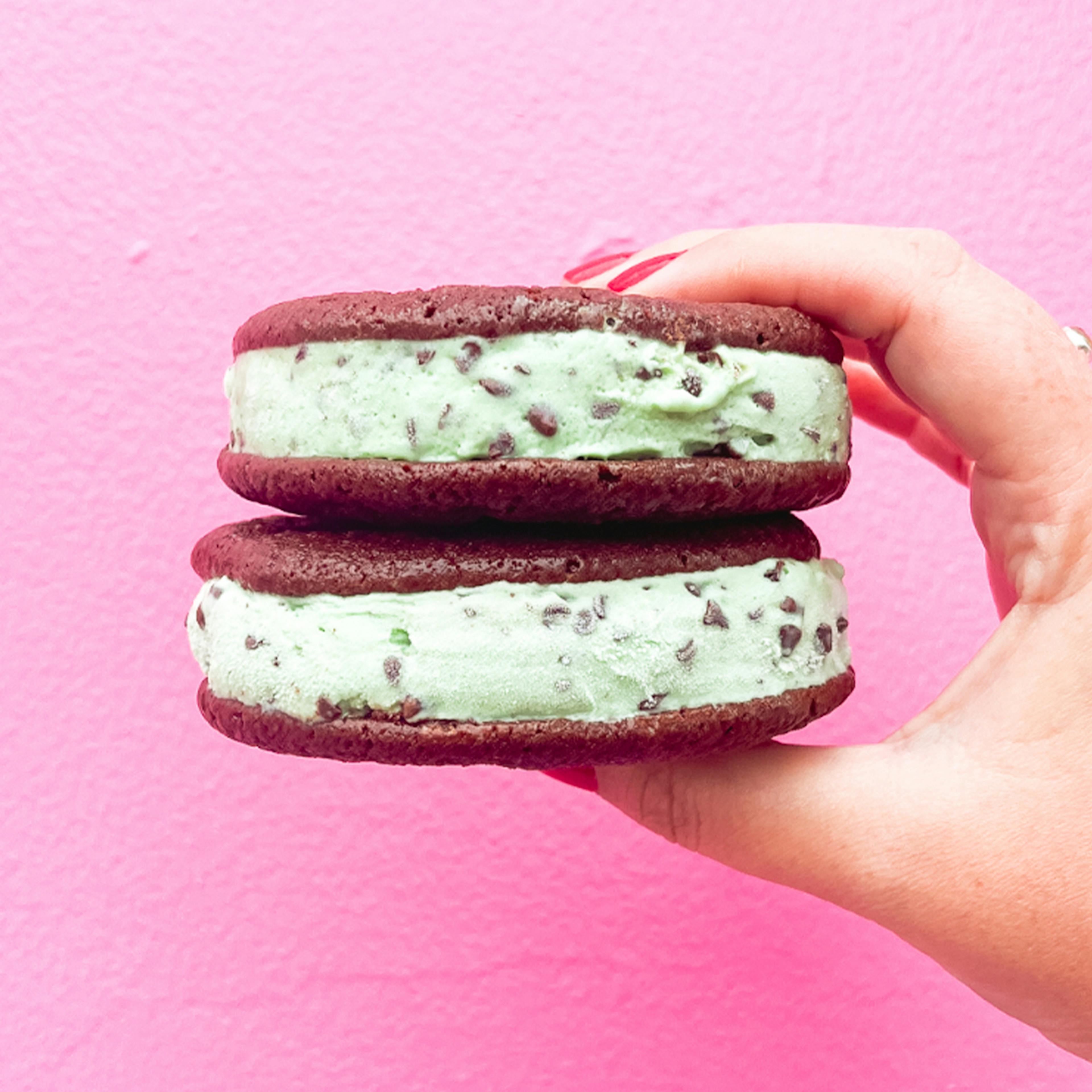 Mint Chip Cream'wich - 12 Pack by Cream'wich - Alternate image 2