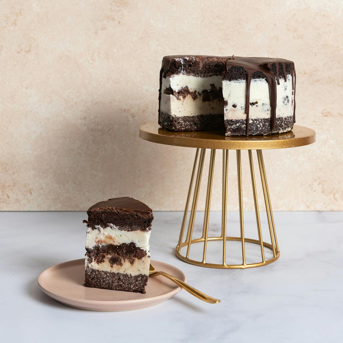 "Founder's Favorite" Chocolate & Coffee Ice Cream Cake by Malai Ice Cream - Alternate image 3