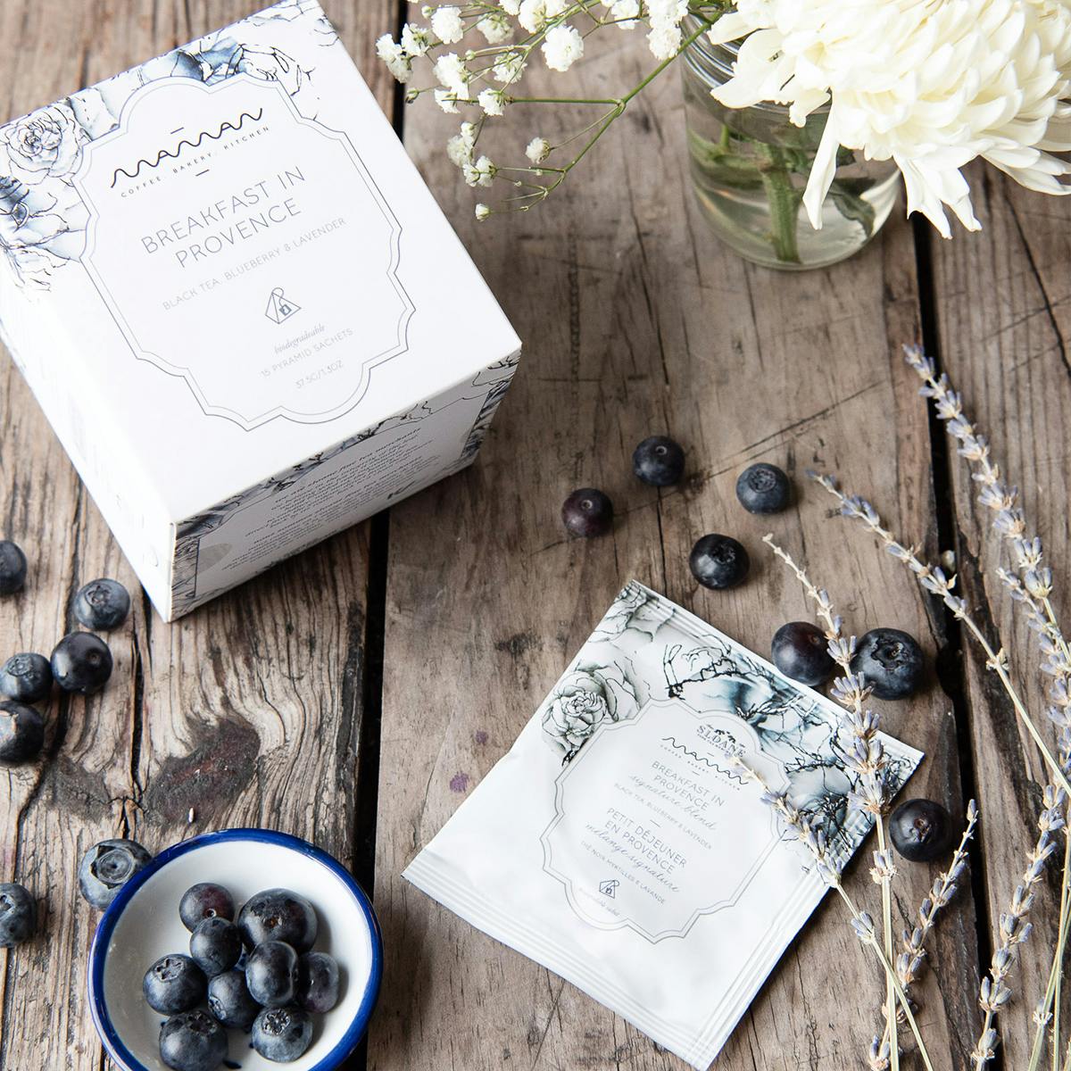 Cookies + Maman Cookbook by Maman - Alternate image 2