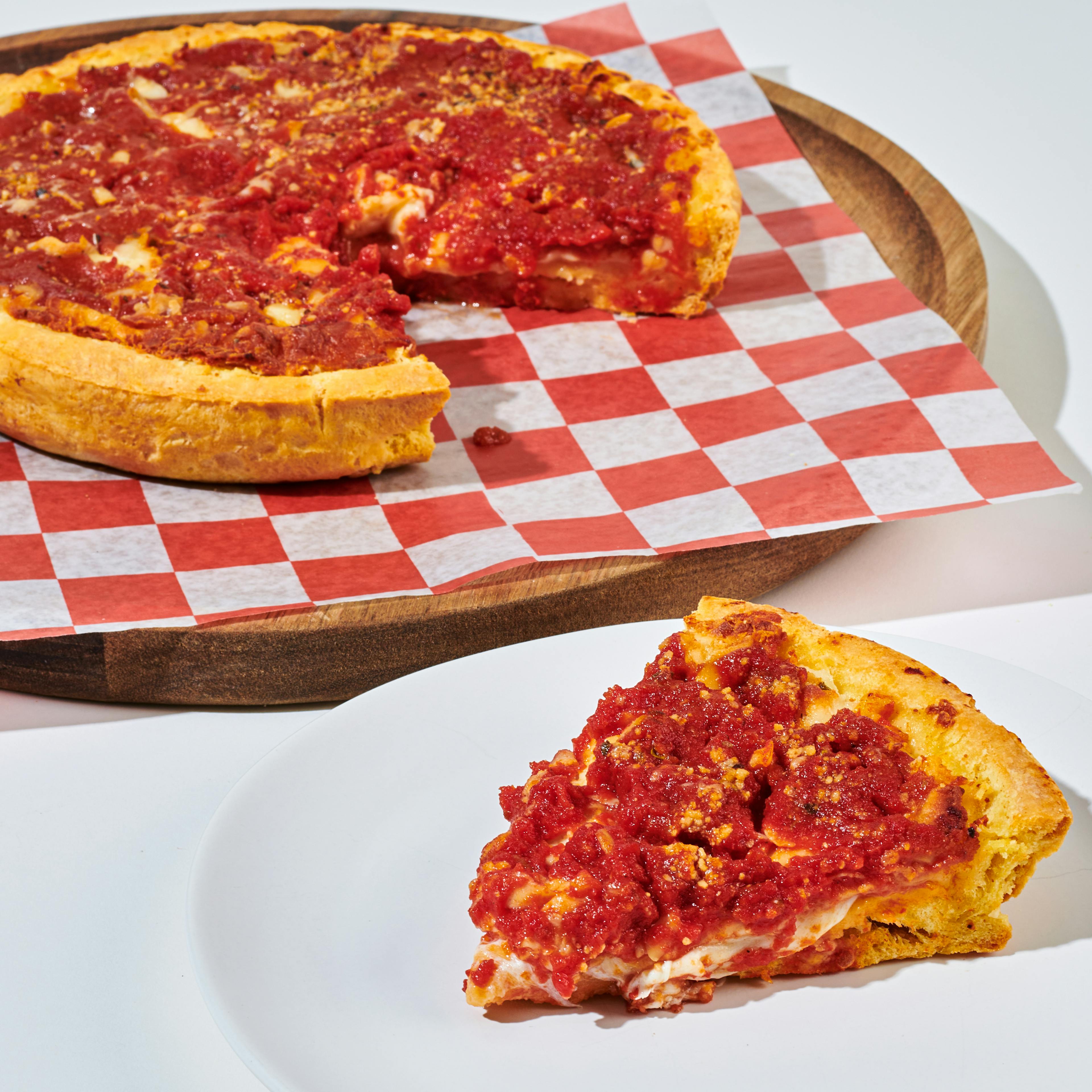 Chicago Deep Dish Cheese Pizza Box - 3 Pack by Gino's East - Alternate image 3