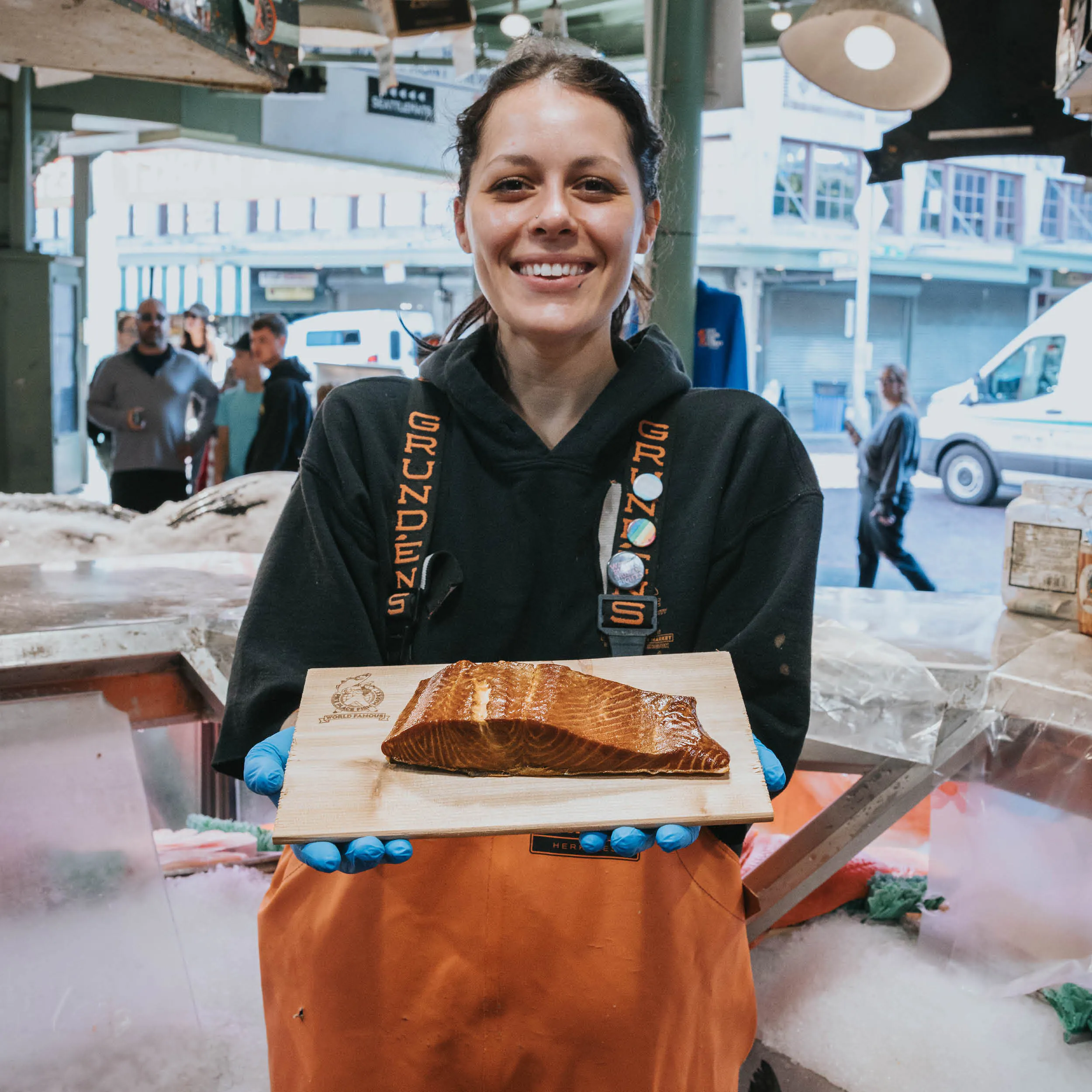 Pike Place Fish Market - Smoked King Salmon - Traditional, Alderwood, Wild, 3/4 lb