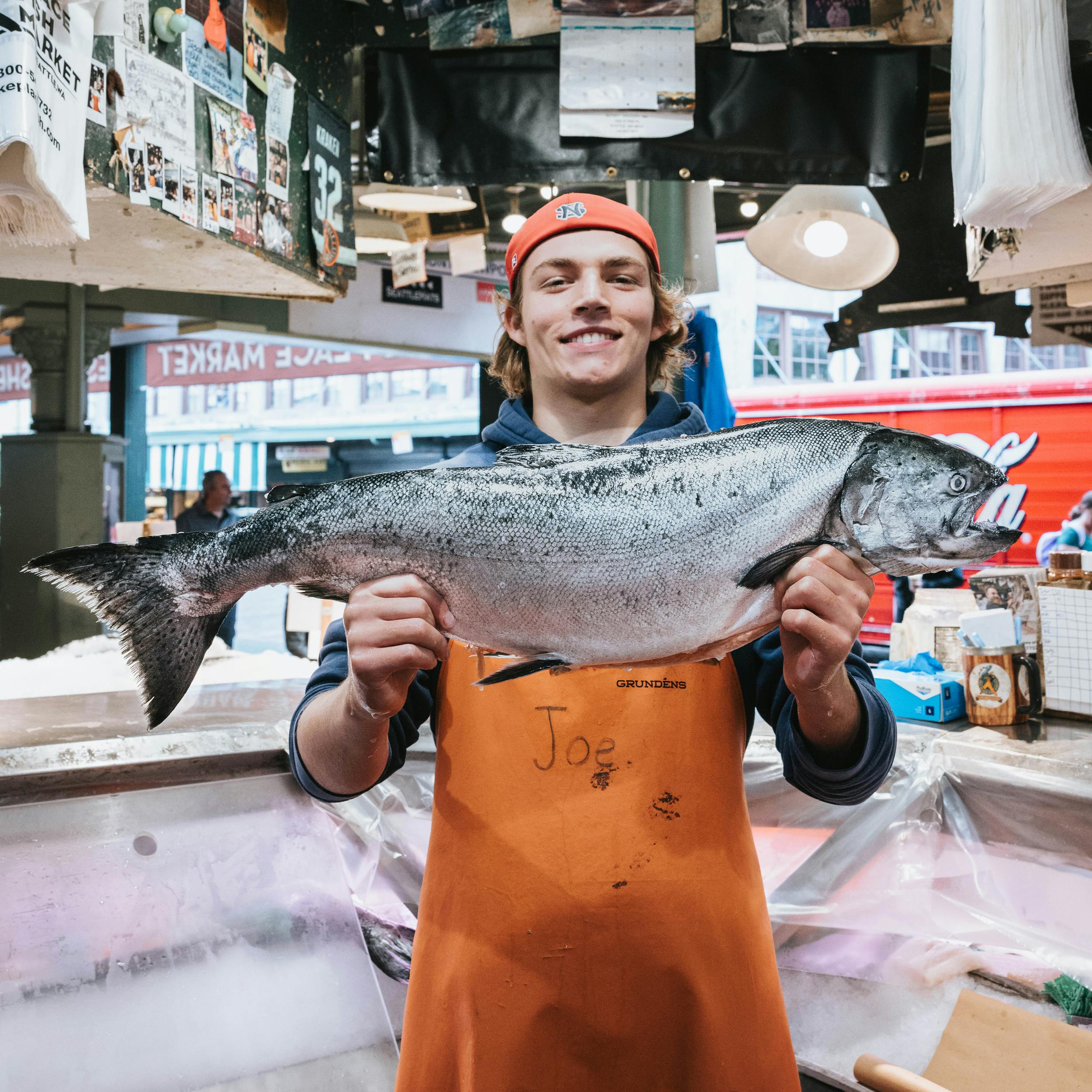 Fresh Whole Alaskan King Salmon - 9-10 lbs. (wild)