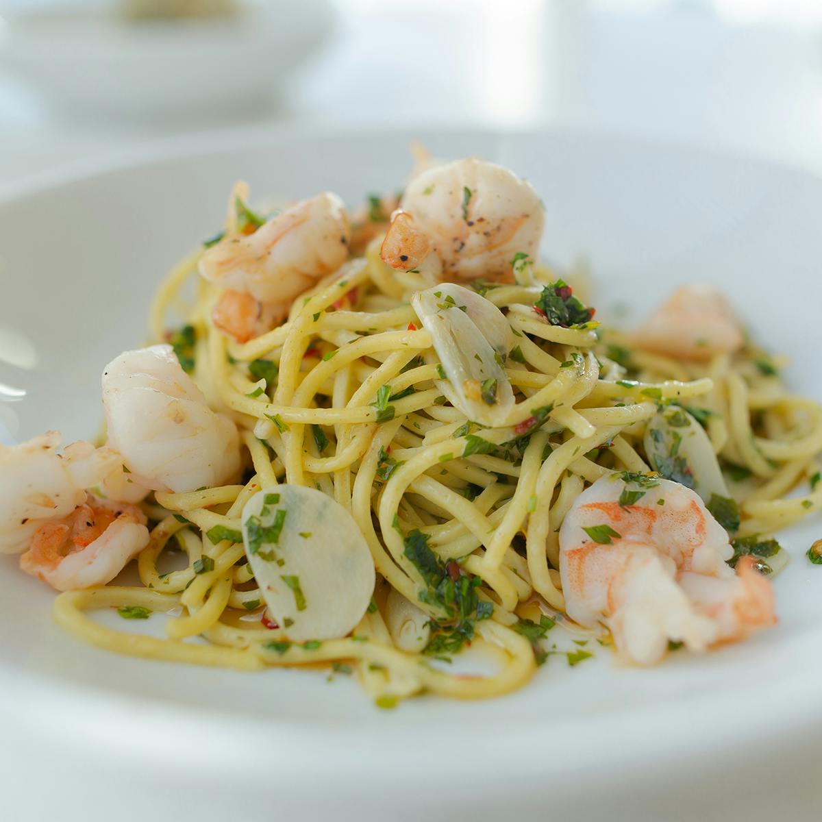 Spaghetti Aglio e Olio With Shrimp Kit by Pasta Packs
