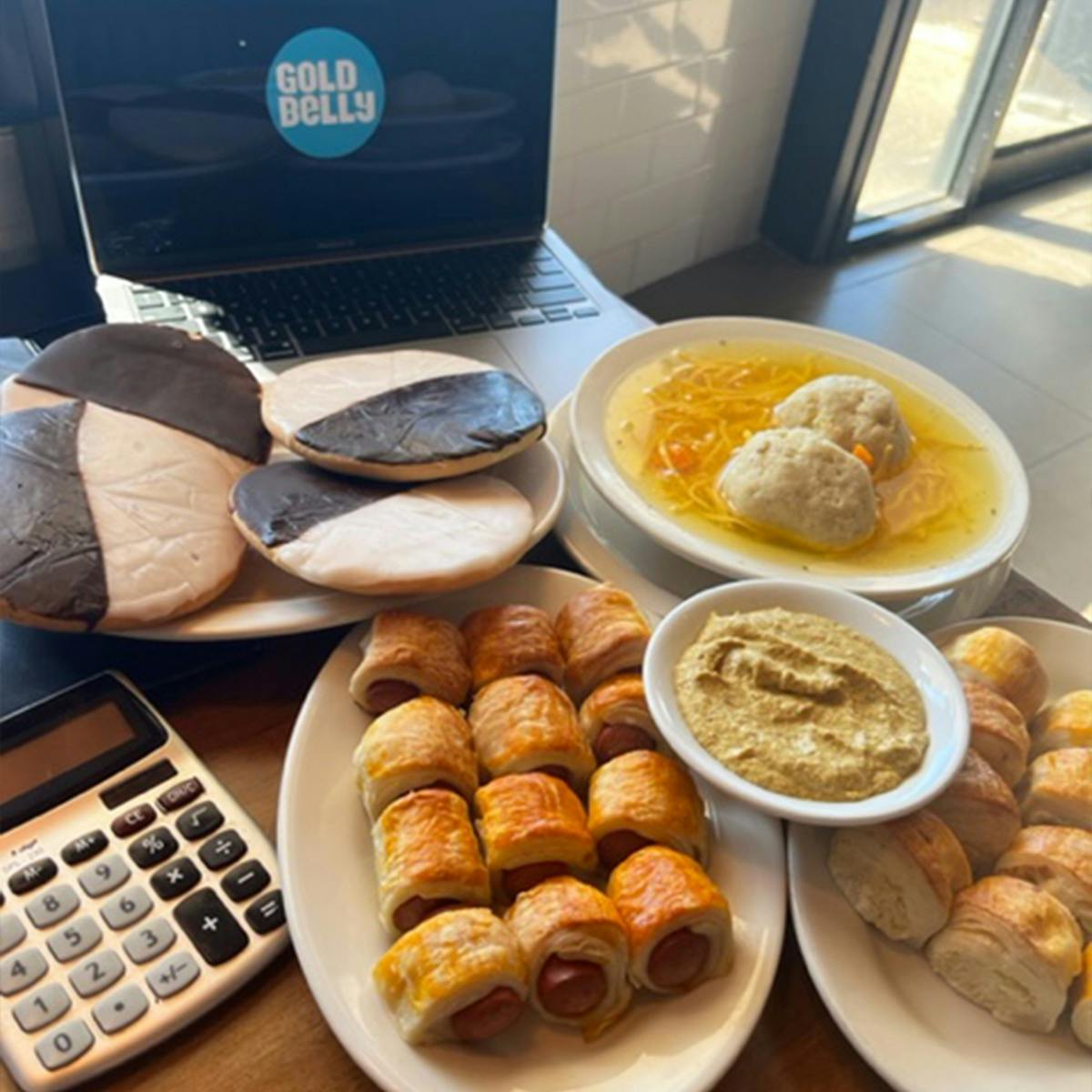 College Care Package for 4-6 by Lido Kosher Deli