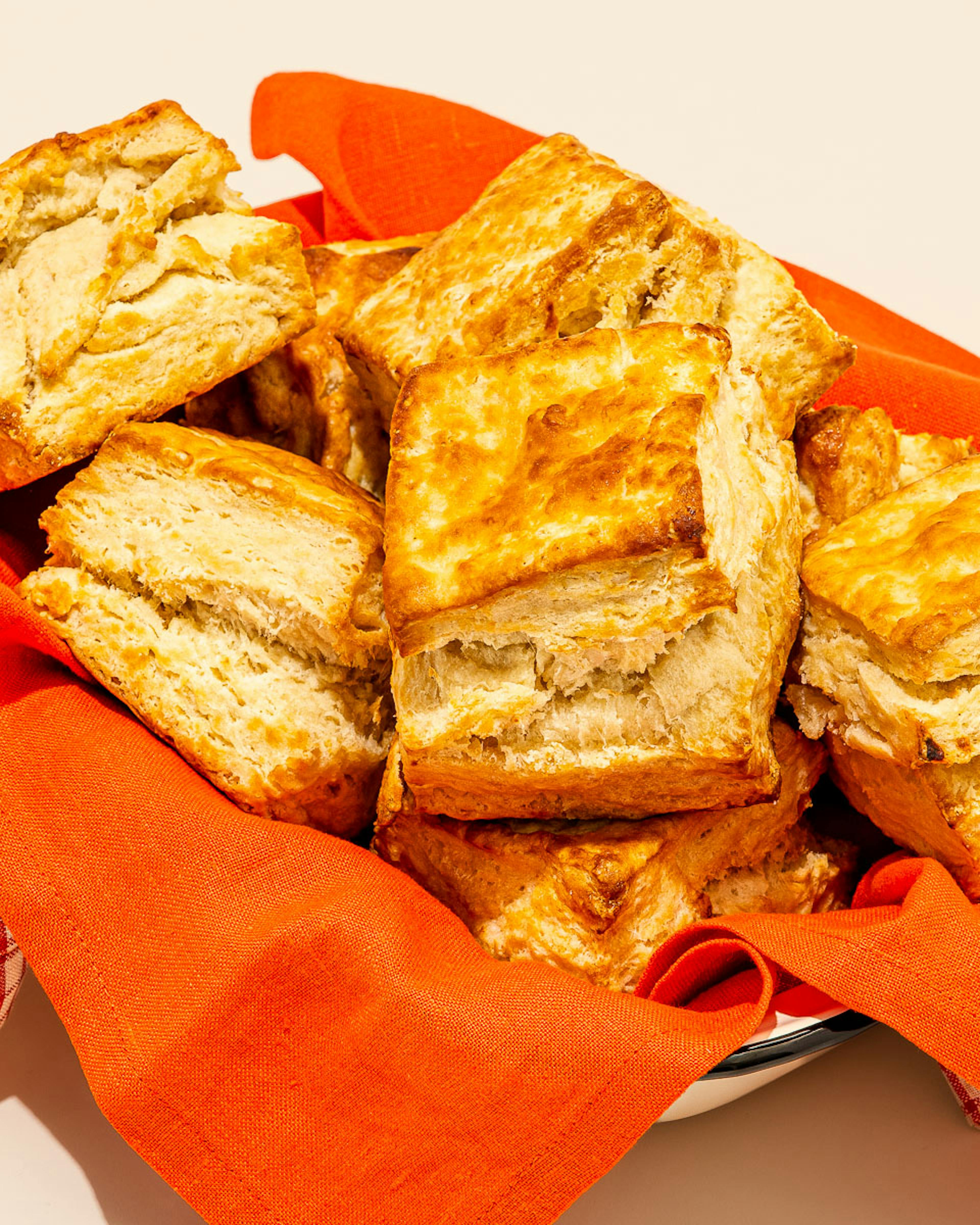 Buttermilk Biscuits & Honey Butter Kit for 6-8