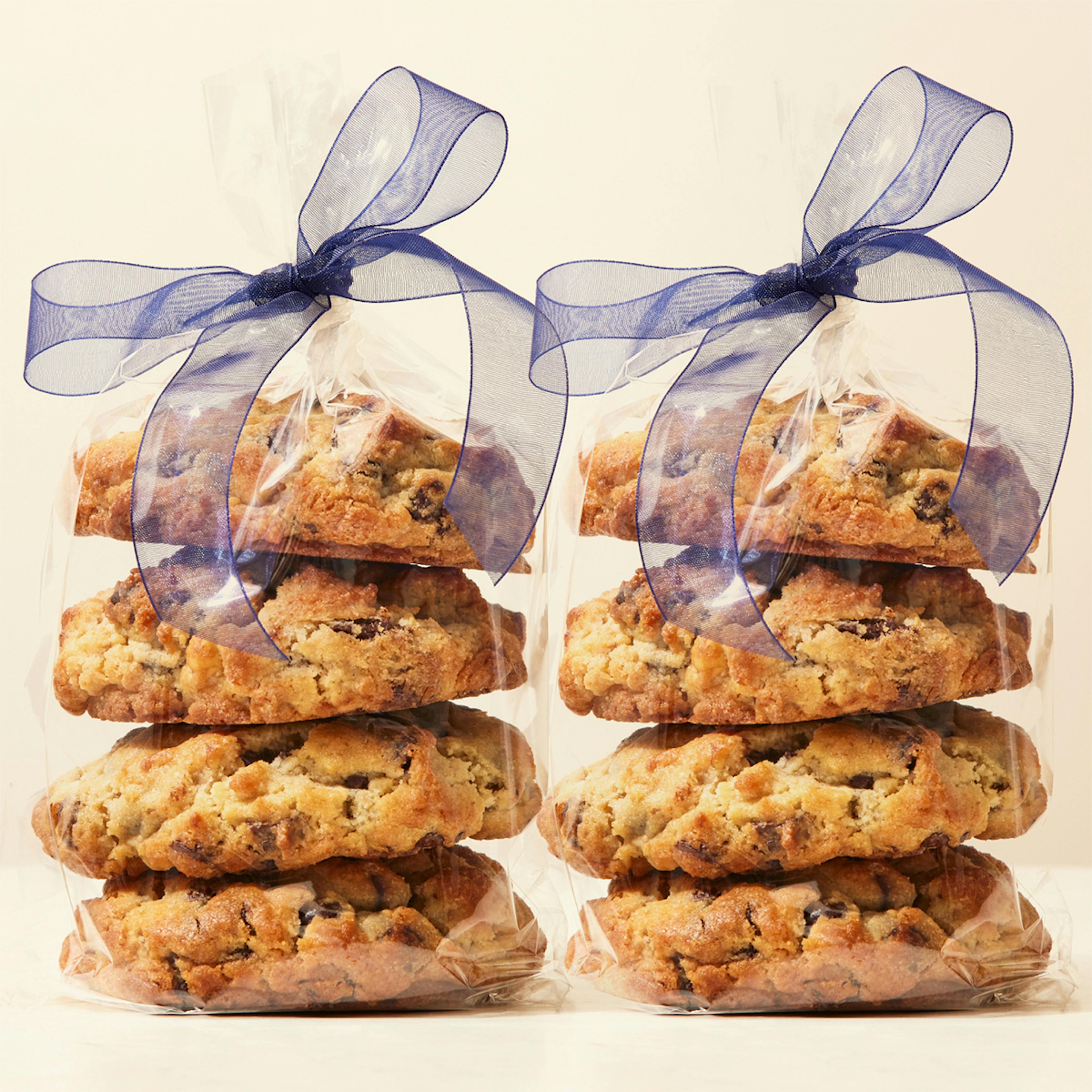 Vegan & Gluten-Free Chocolate Chip Walnut Cookies by Levain Bakery - Alternate image 4