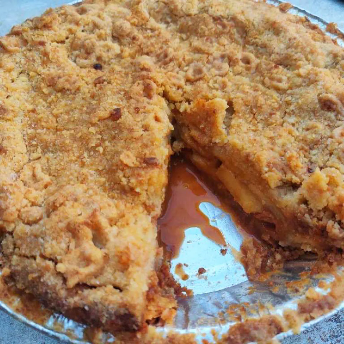 Mexican Apple Pie with Amaranth Crumble + Ice Cream by La Newyorkina - Alternate image 1