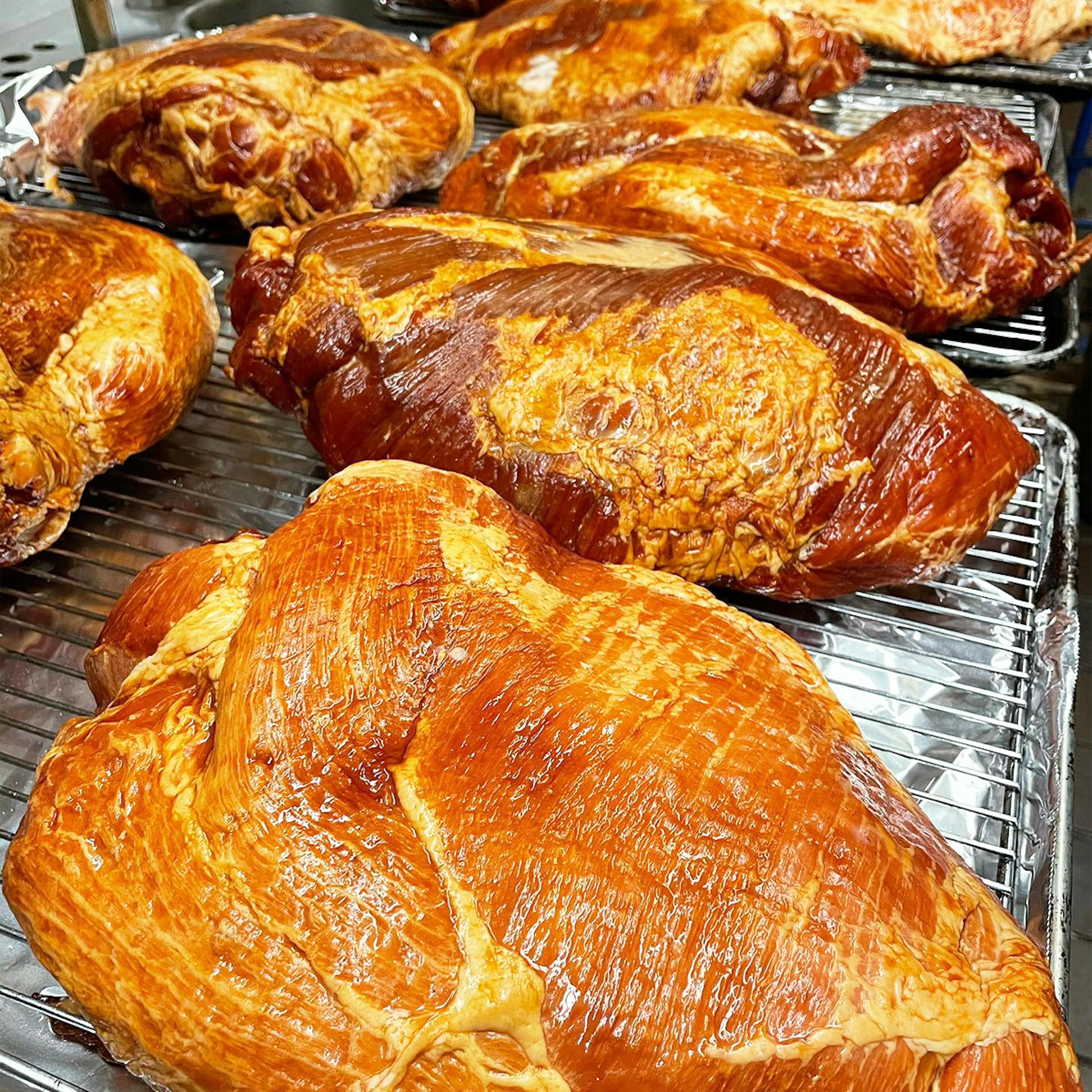 Whole Smoked Honey Ham - 6-7 lbs by Water Dog Smoke House - Alternate image 2