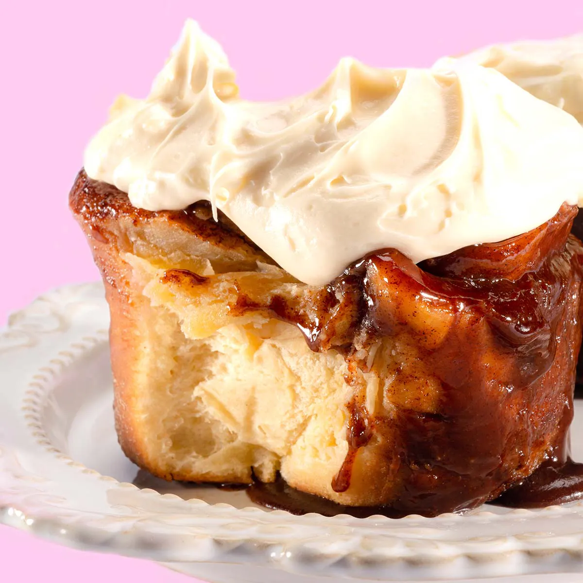 Giant Cinnamon Rolls - Buy 4 Get 4 FREE by Chef Adrianne Calvo